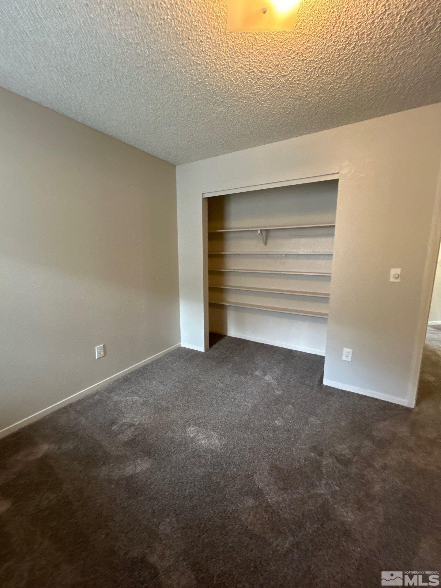 4918 Bayridge Lane Property Photo 9