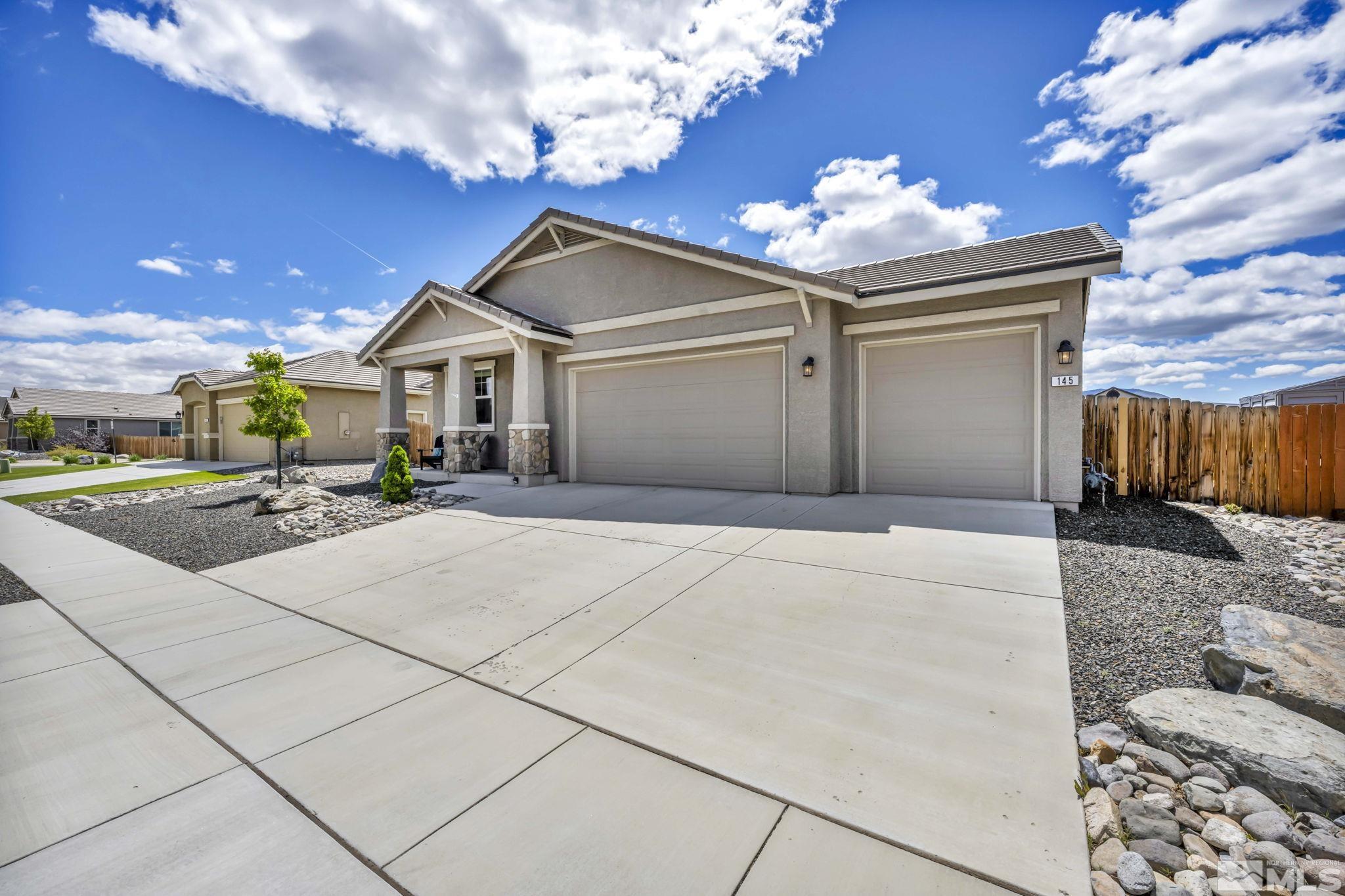 145 Jobe Dr Property Photo