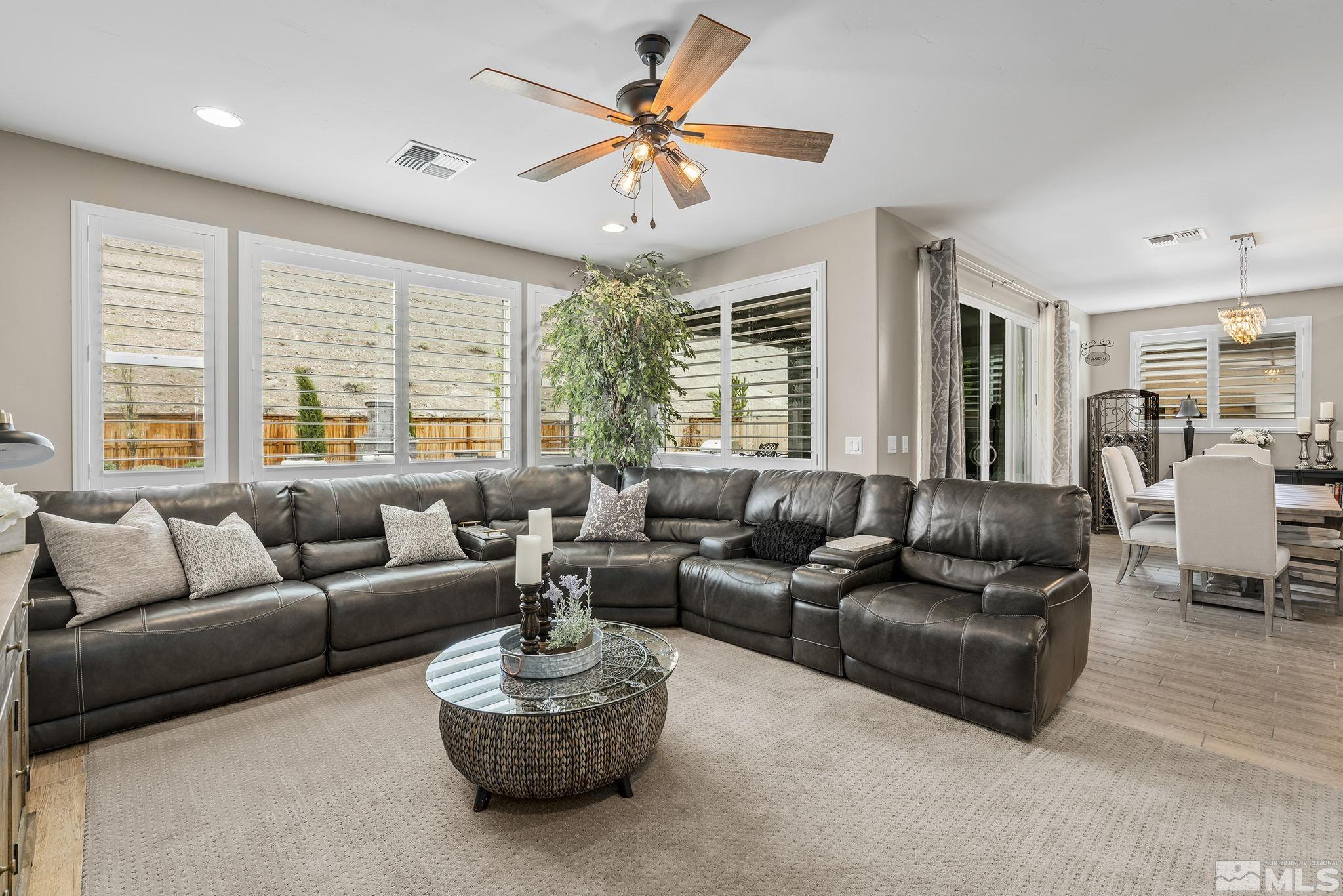 3325 Show Jumper Ln Property Photo 10