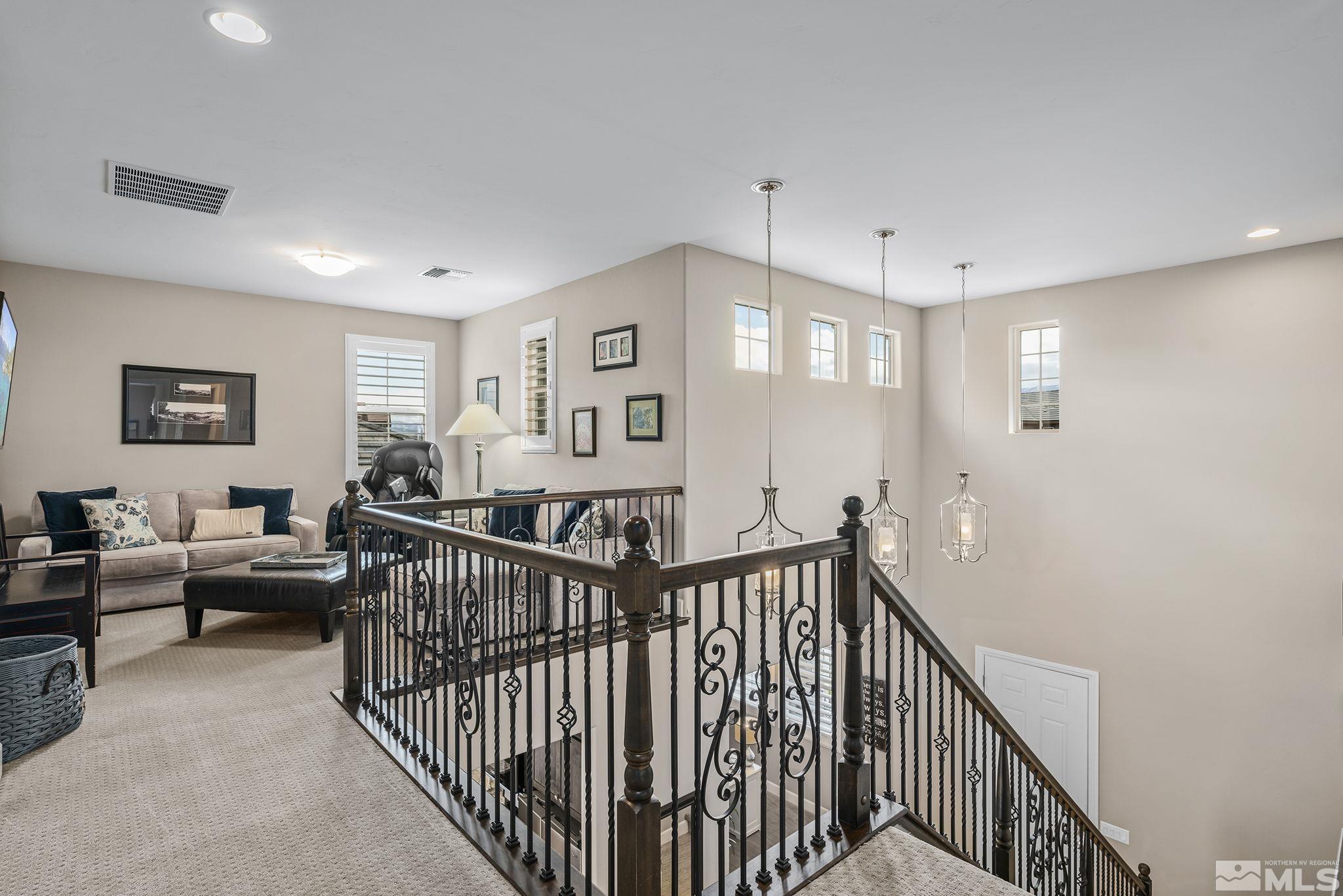 3325 Show Jumper Ln Property Photo 14