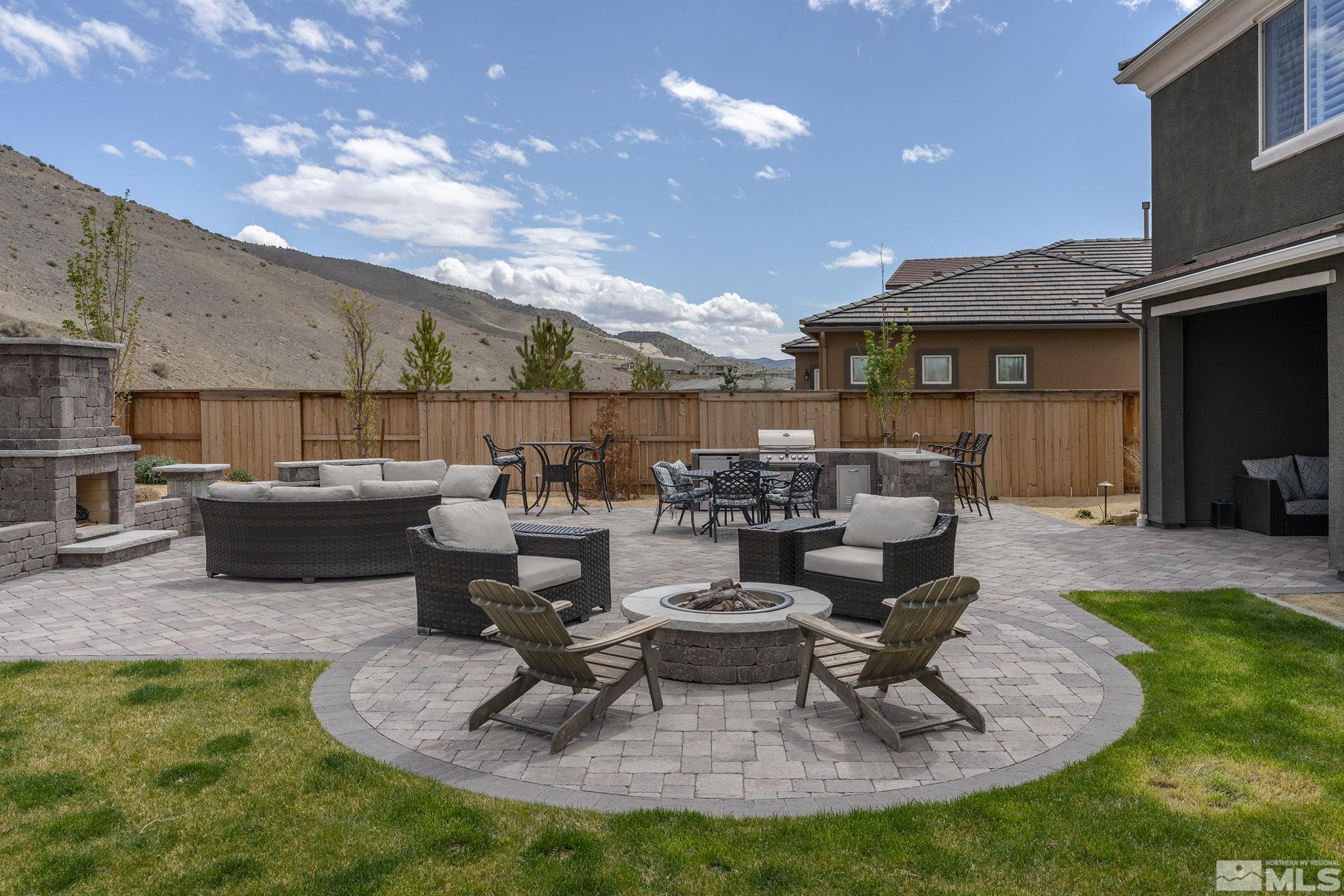 3325 Show Jumper Ln Property Photo 26