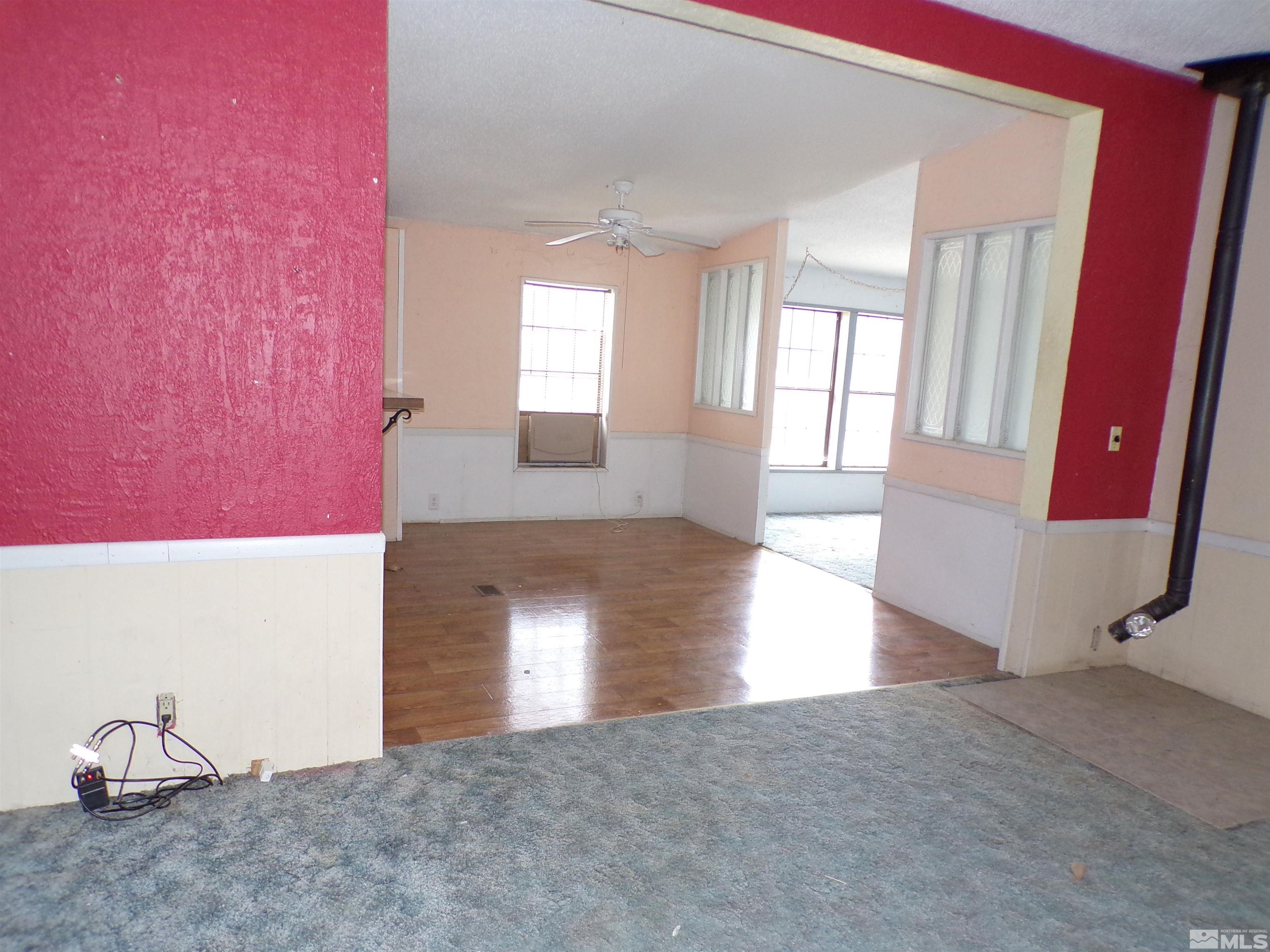 3350 Della Circle Property Photo 6