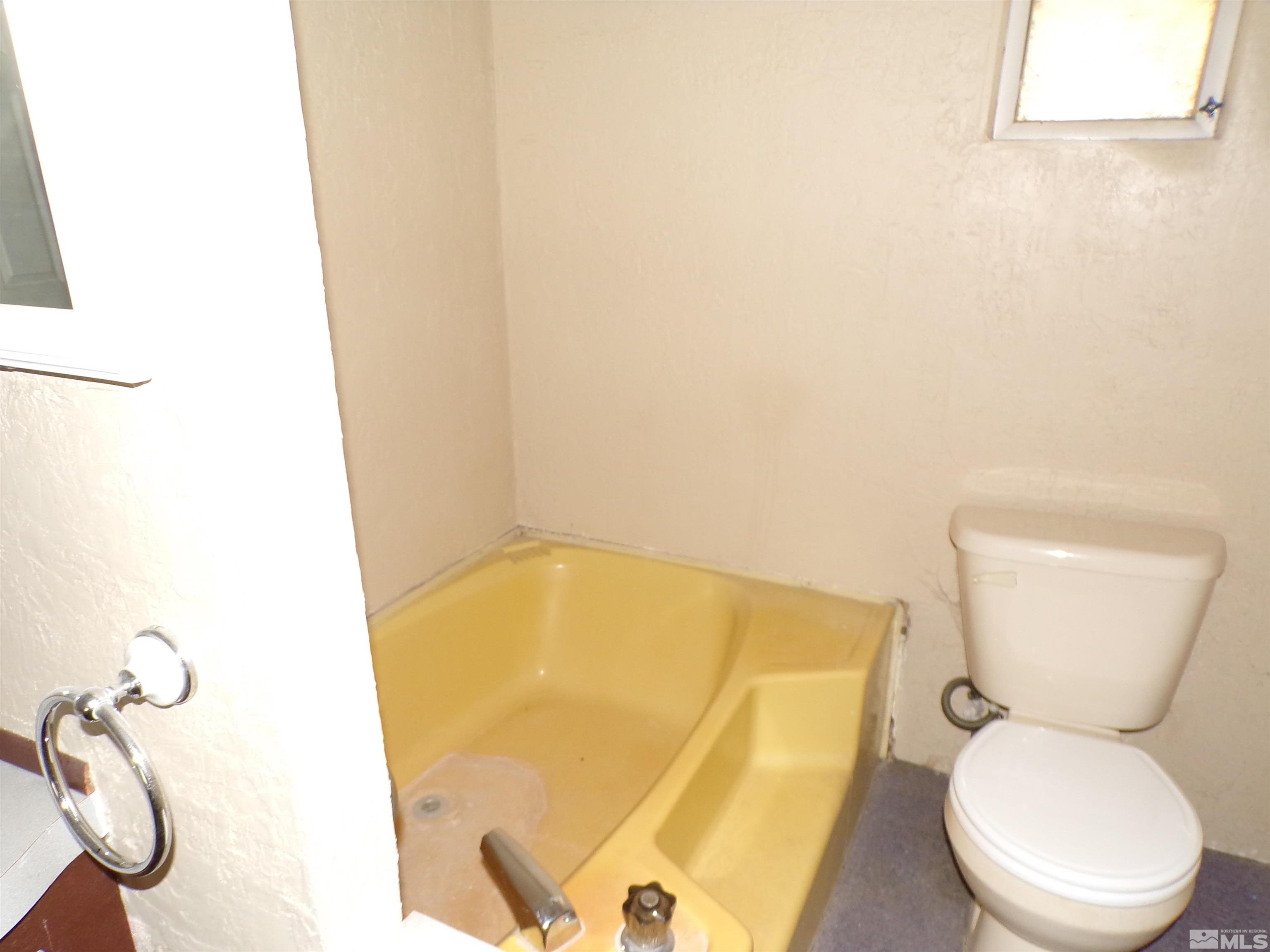 3350 Della Circle Property Photo 22