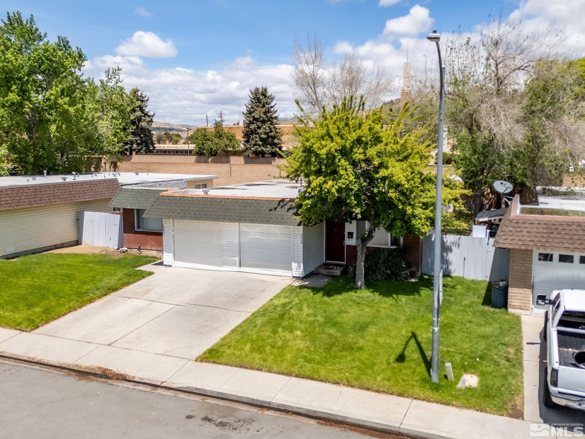 1540 Gault Way Property Photo