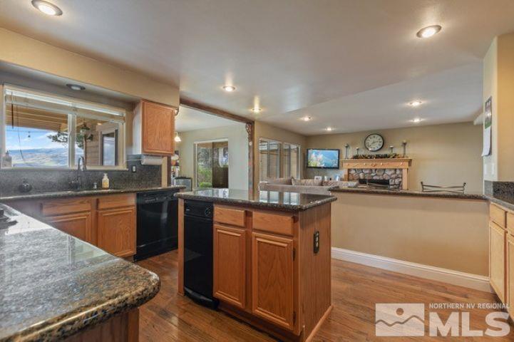 5284 Tappan Ct Property Photo 7