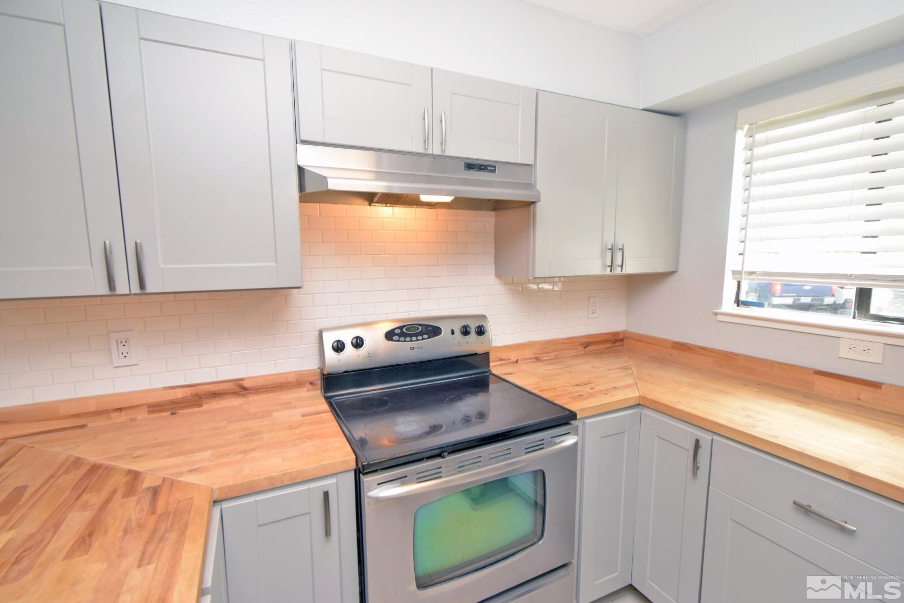 3230 Wedekind Road Property Photo 3