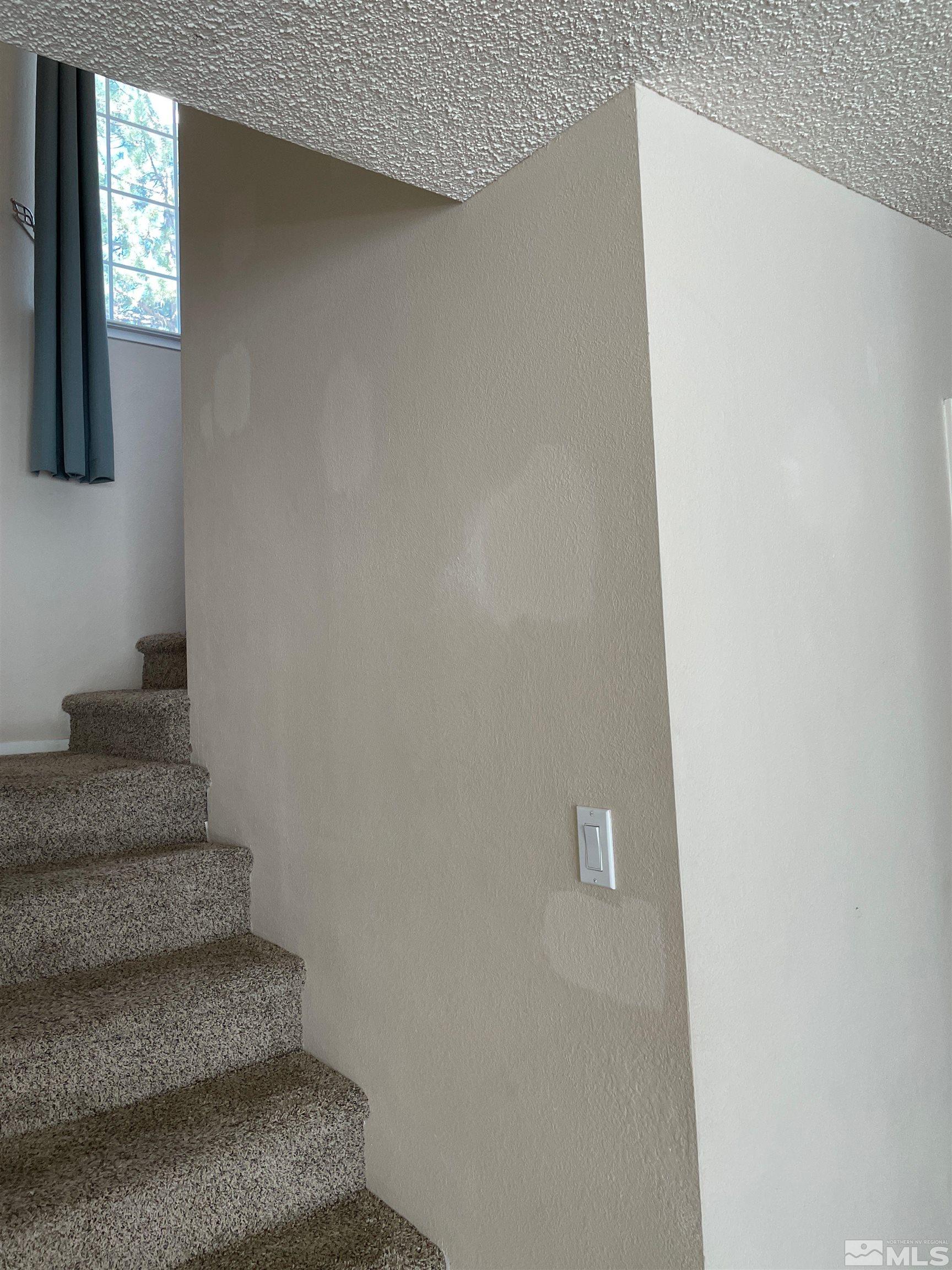 1900 E Minaret Cir Property Photo 11