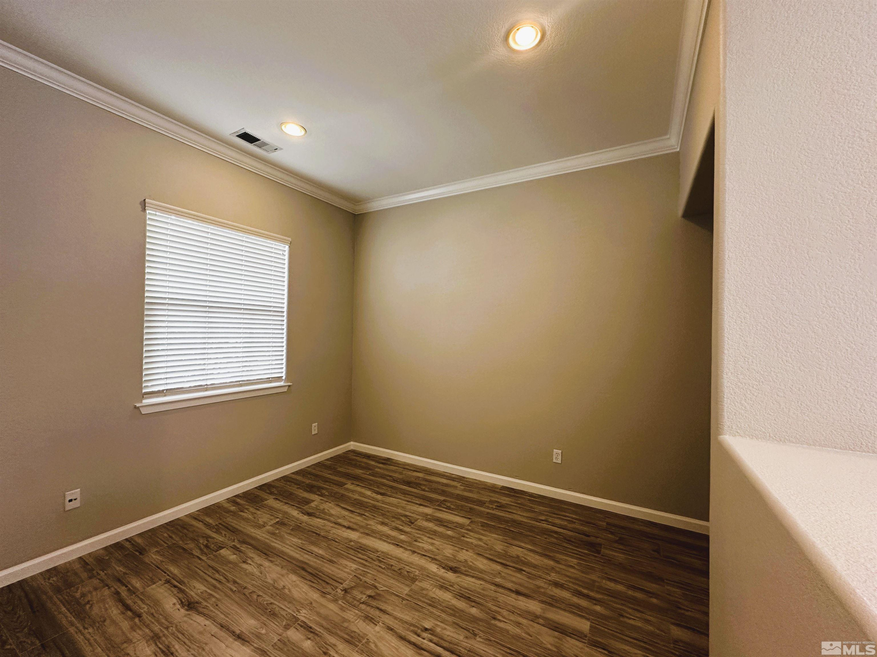 10599 Crystal Bay Drive Property Photo 3