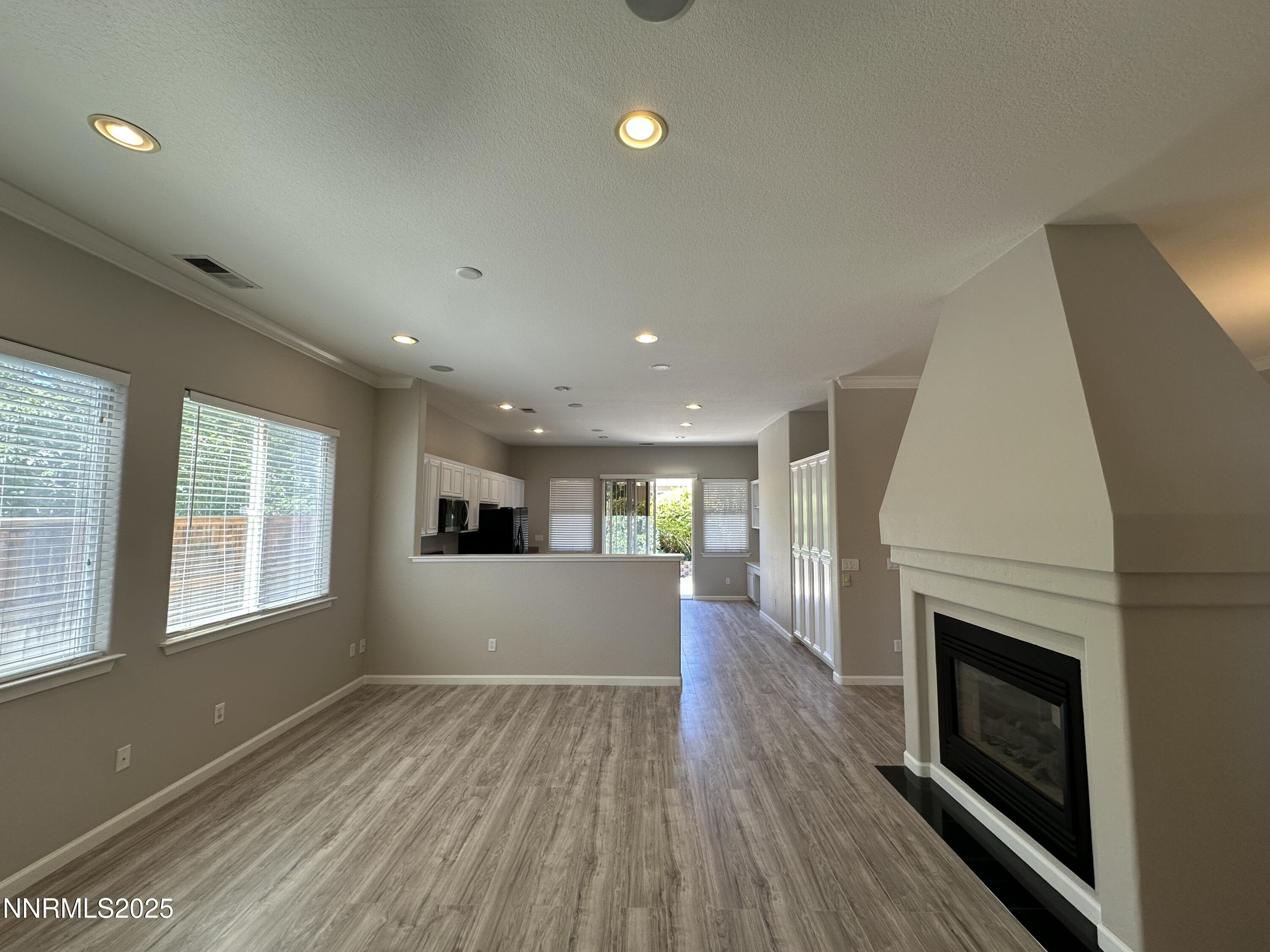10599 Crystal Bay Drive Property Photo 14