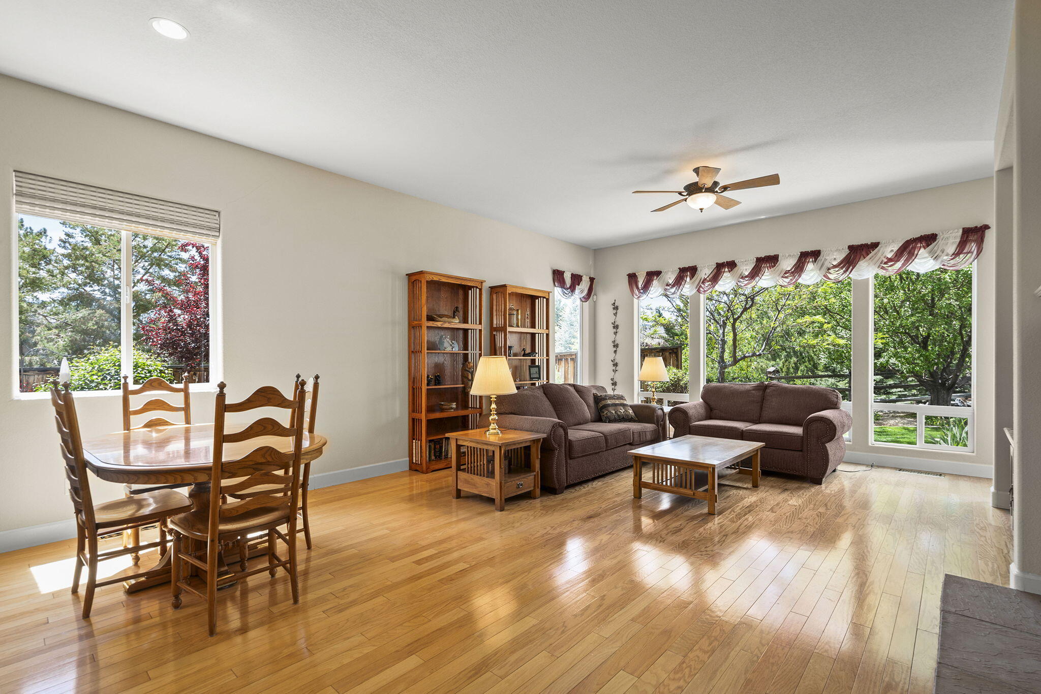 7735 Harvest Hill Ln Property Photo 10
