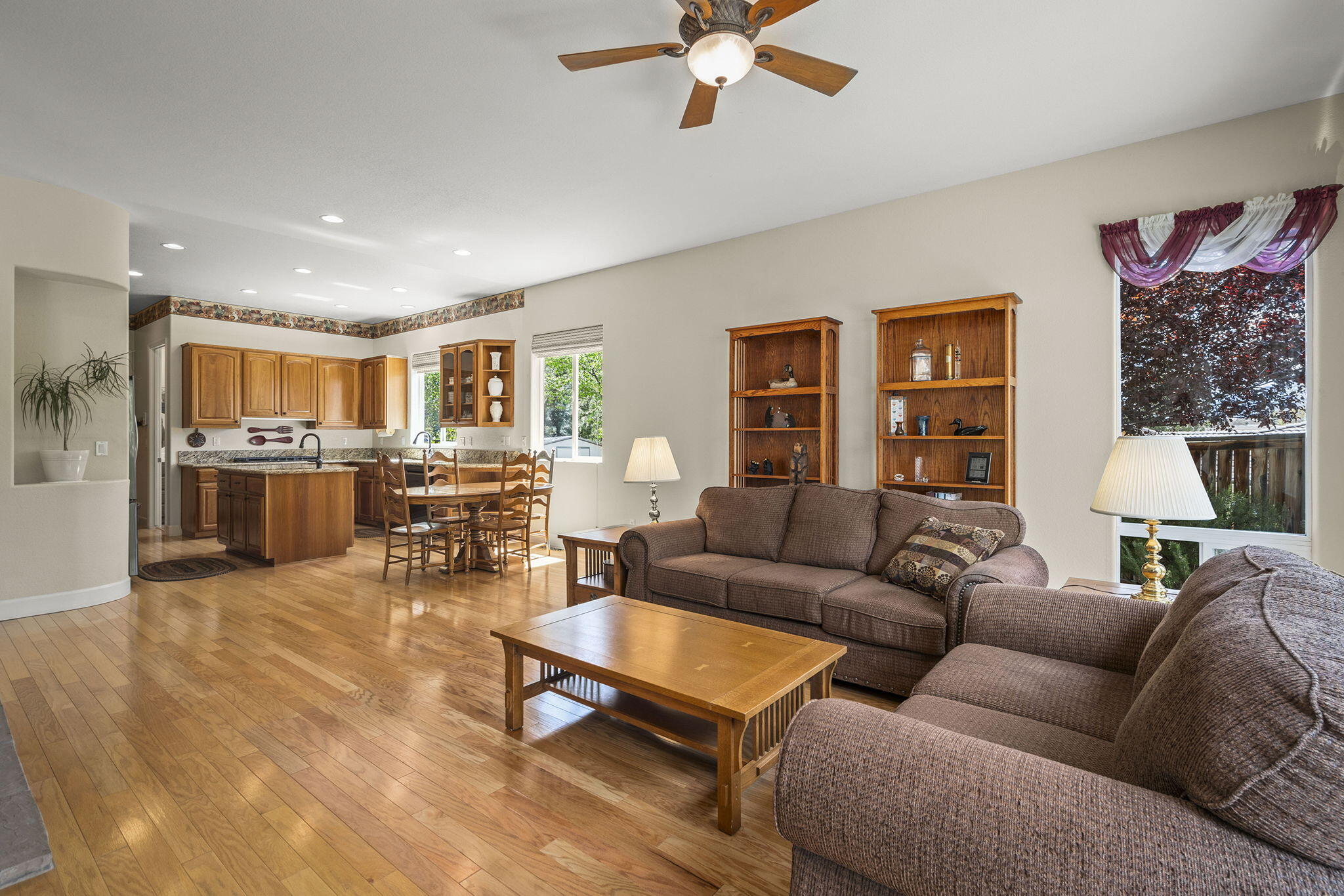 7735 Harvest Hill Ln Property Photo 13