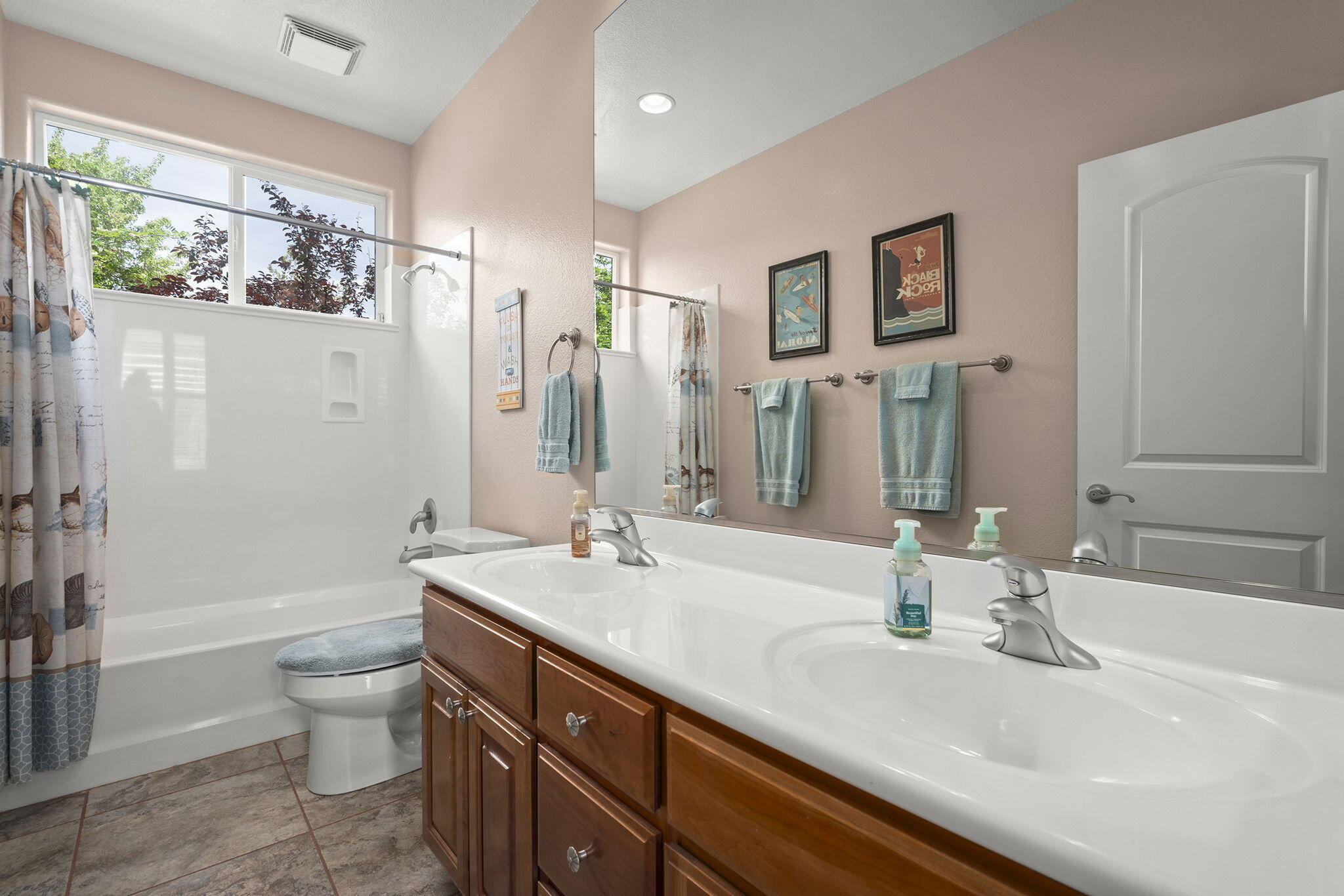 7735 Harvest Hill Ln Property Photo 28