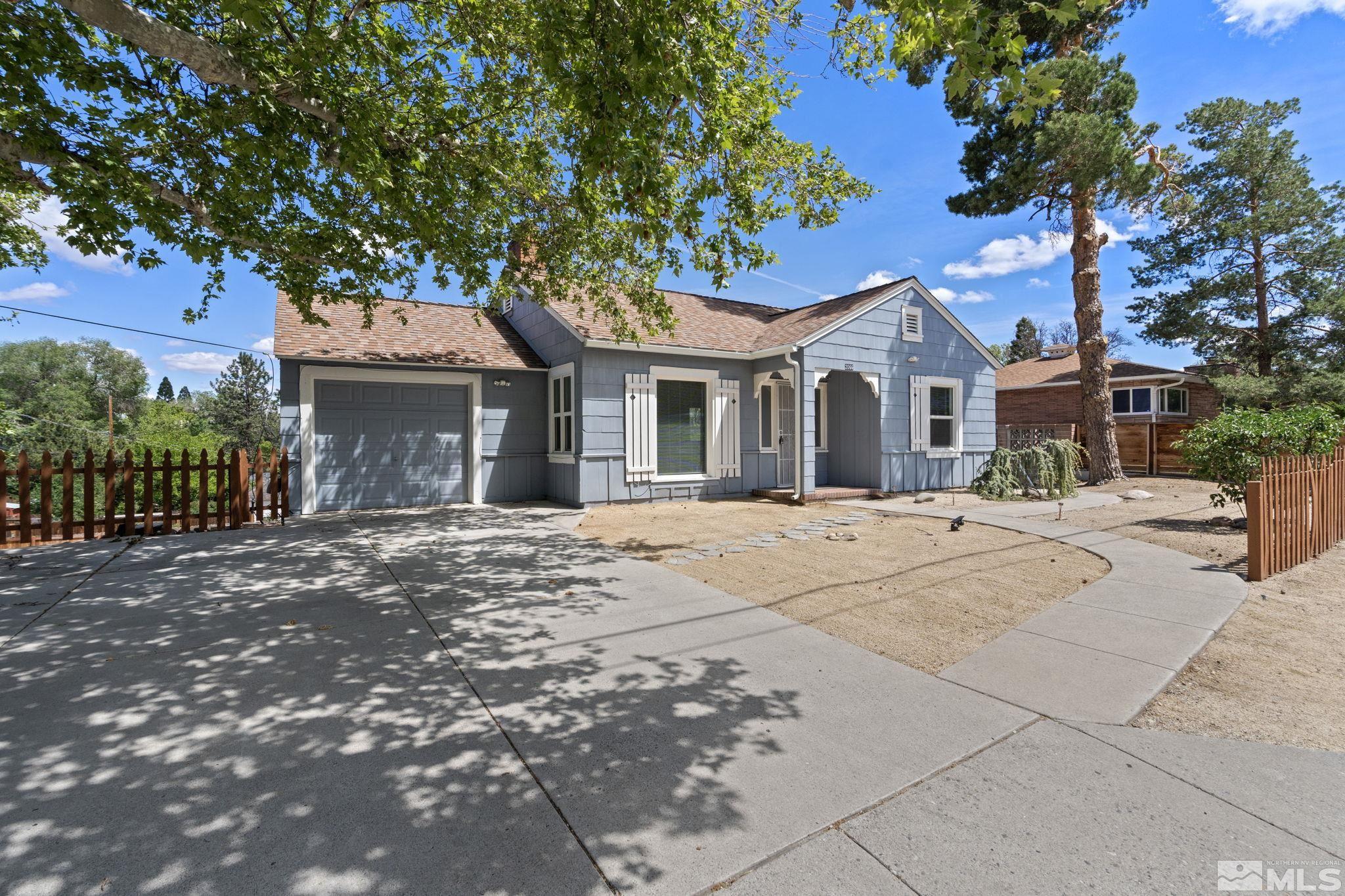2066 Plumas St Property Photo
