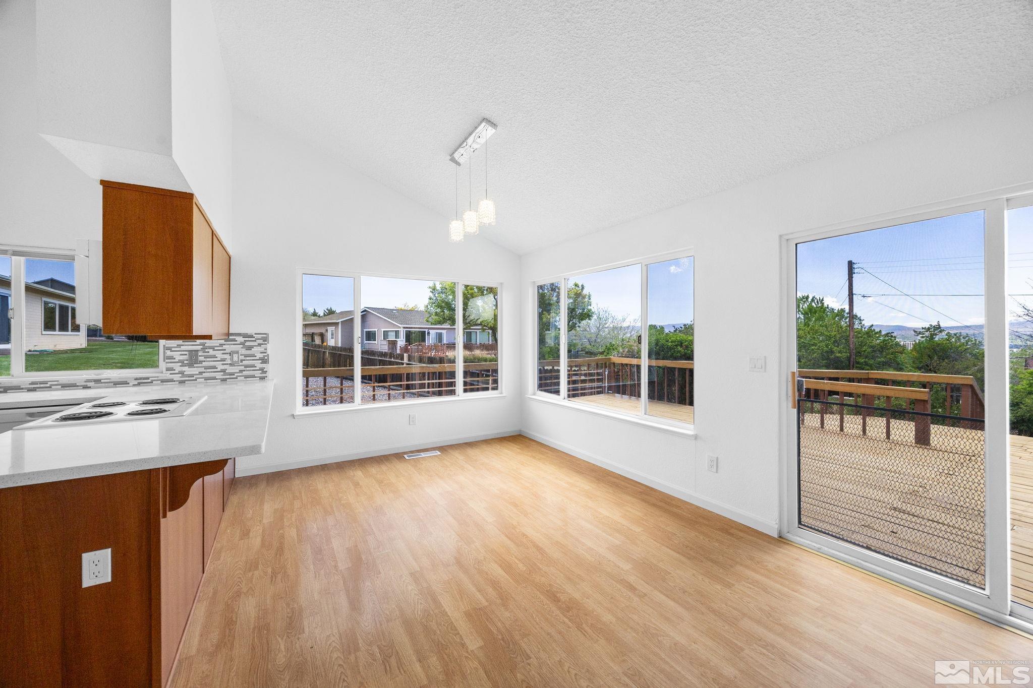 730 Icarus Court Property Photo 8