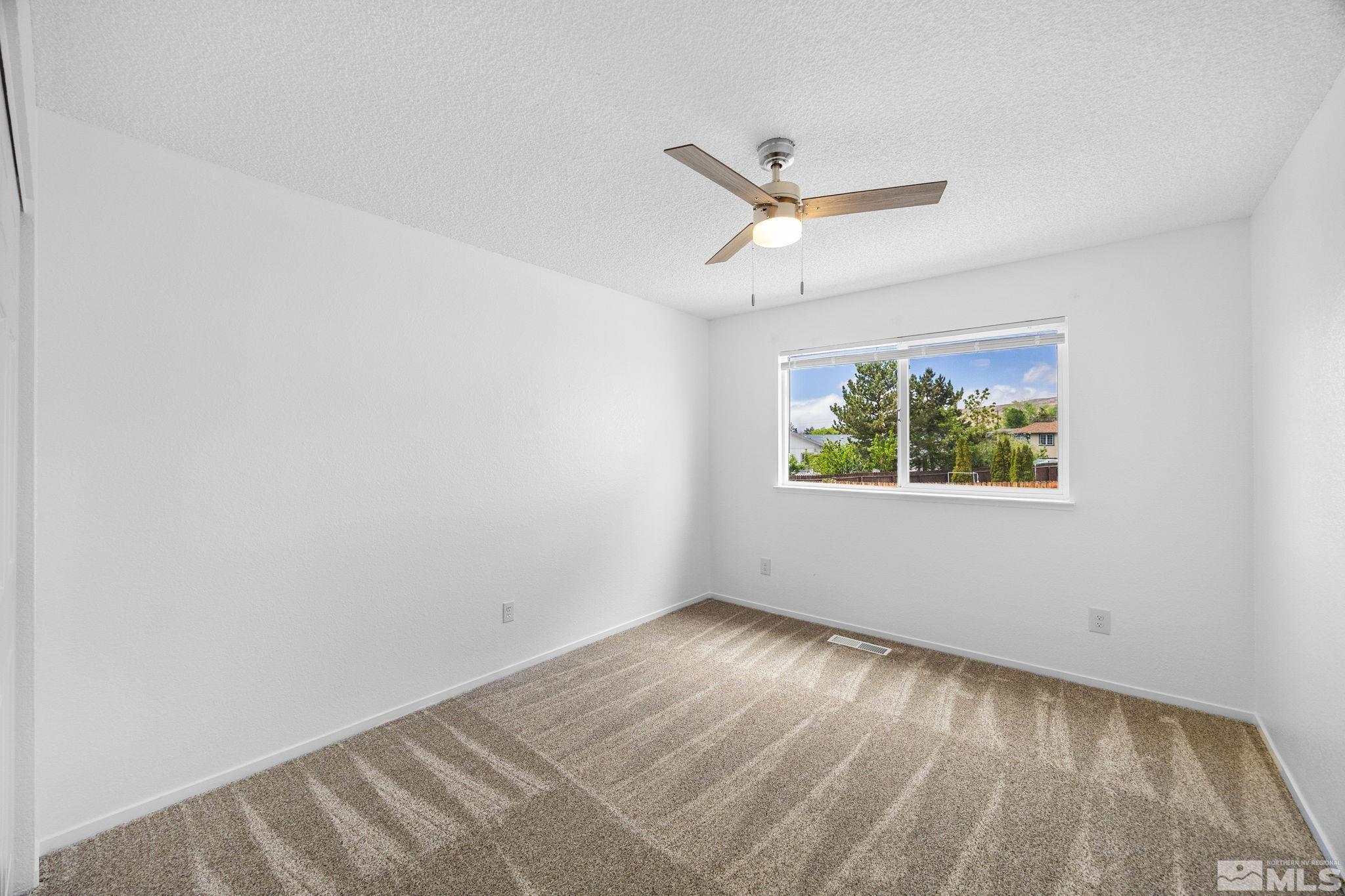 730 Icarus Court Property Photo 18