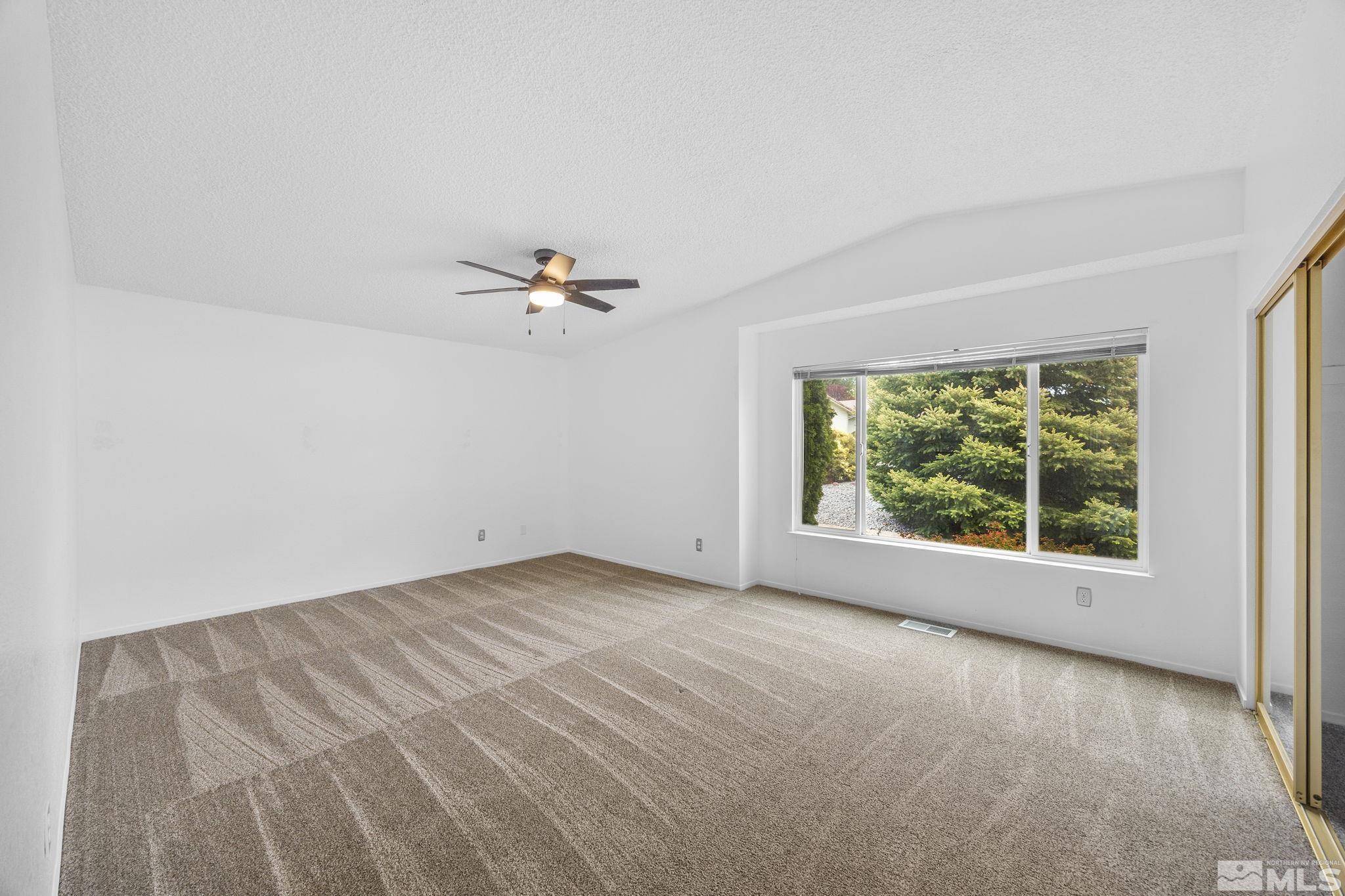 730 Icarus Court Property Photo 23