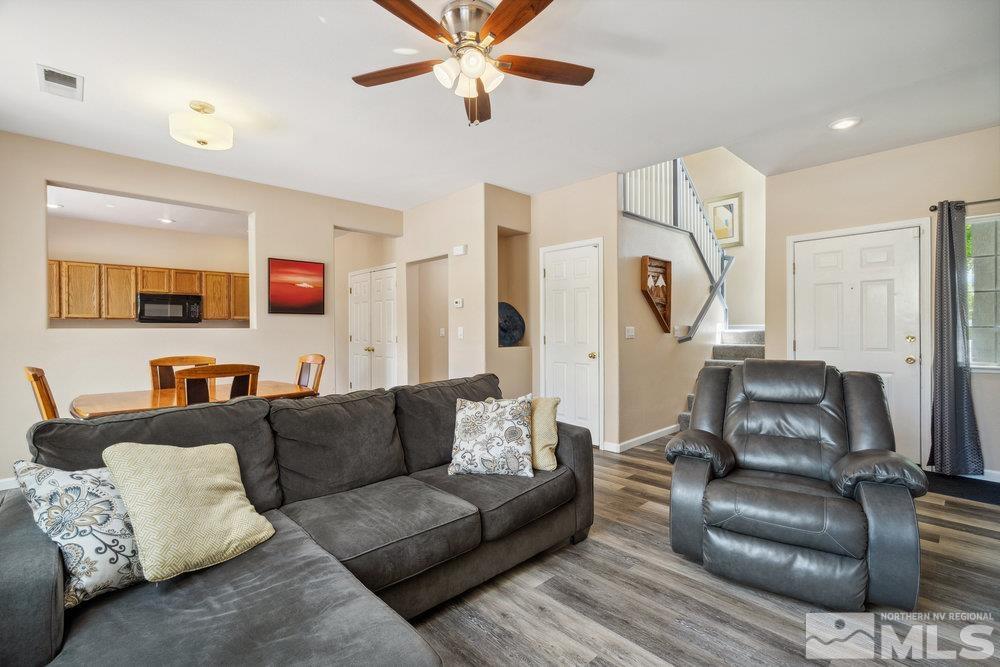 2190 Canyon Mesa Ct Property Photo 8
