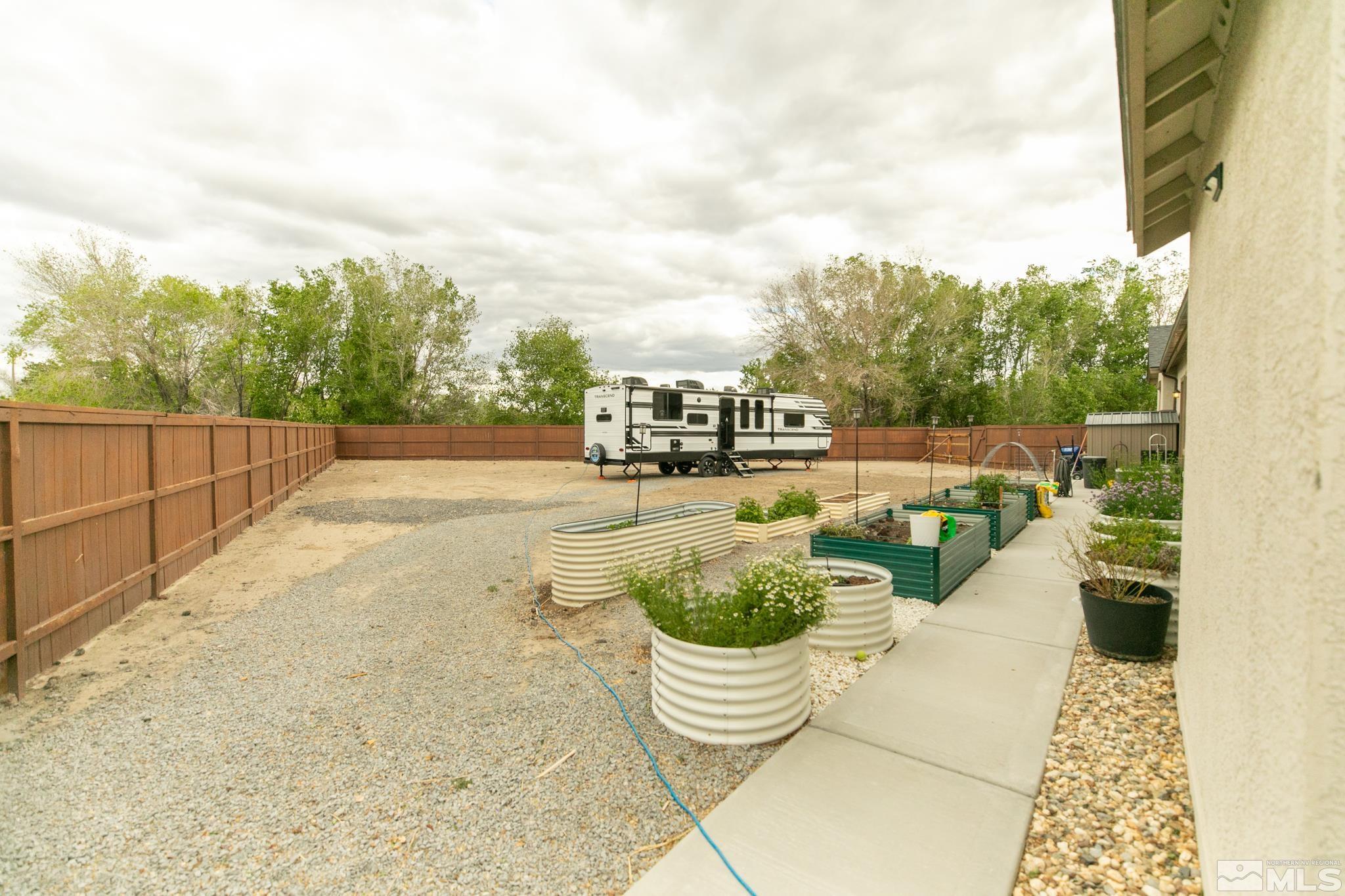 673 Rose Lane Property Photo 32