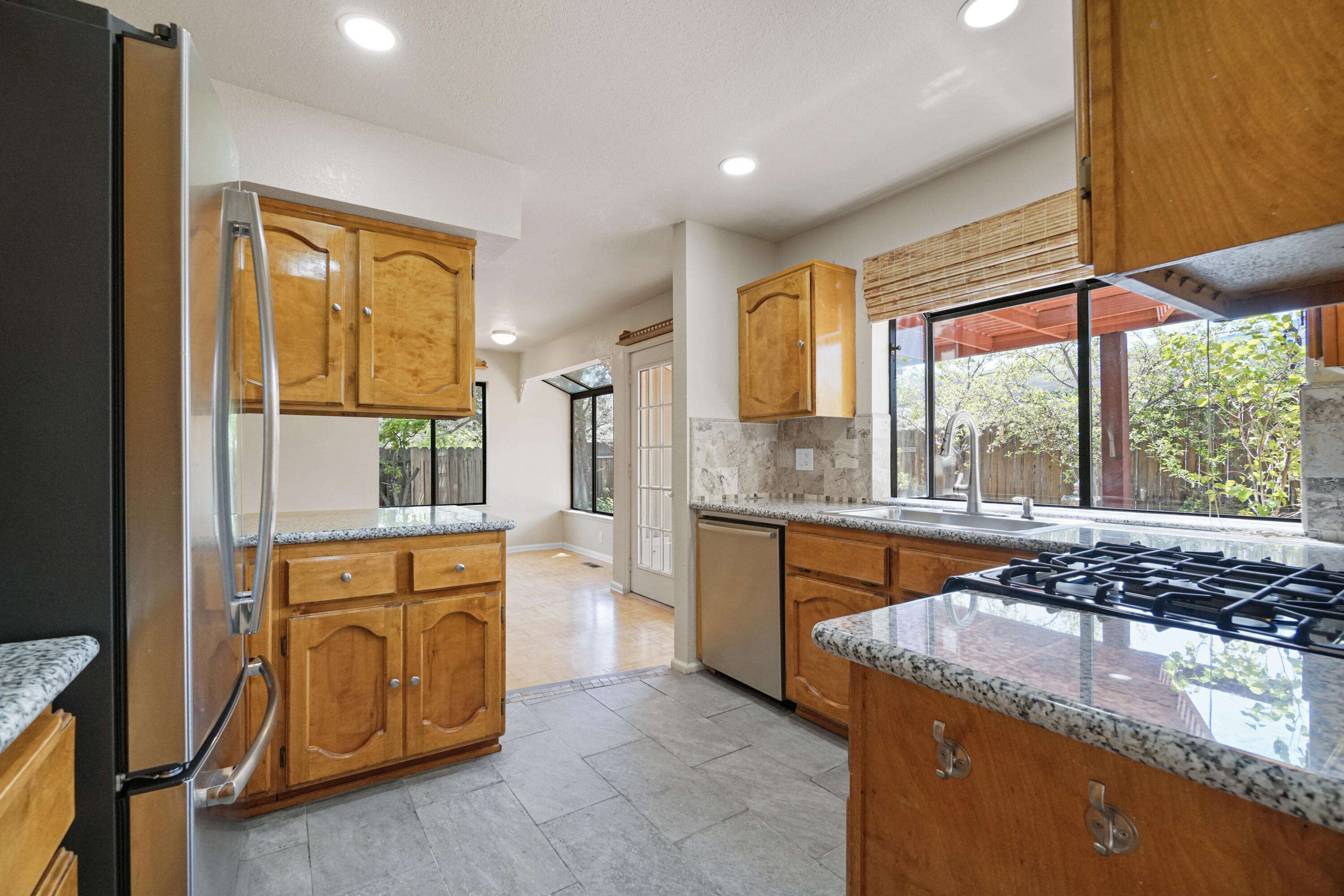 1043 Shenandoah Drive Property Photo 12