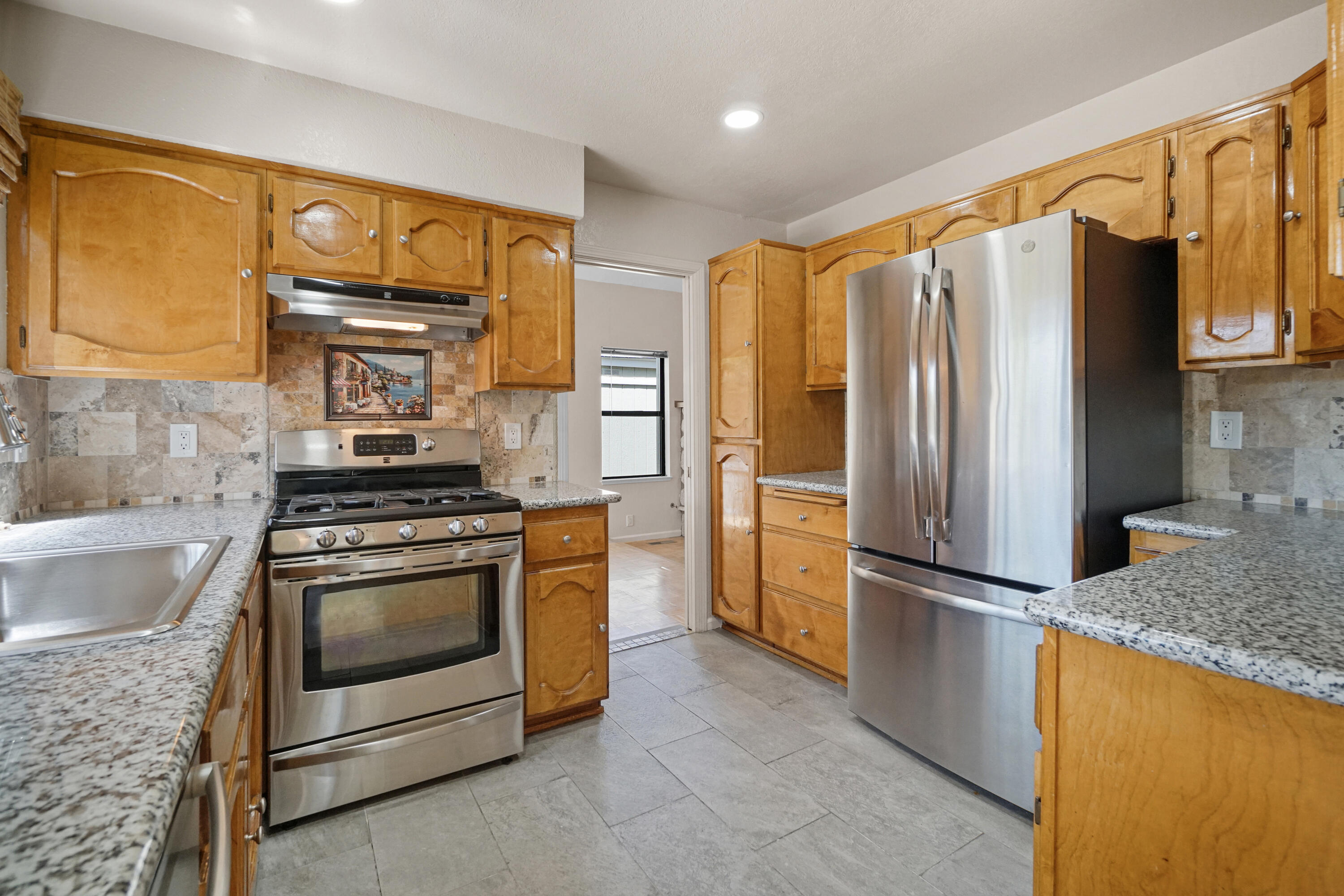 1043 Shenandoah Drive Property Photo 14