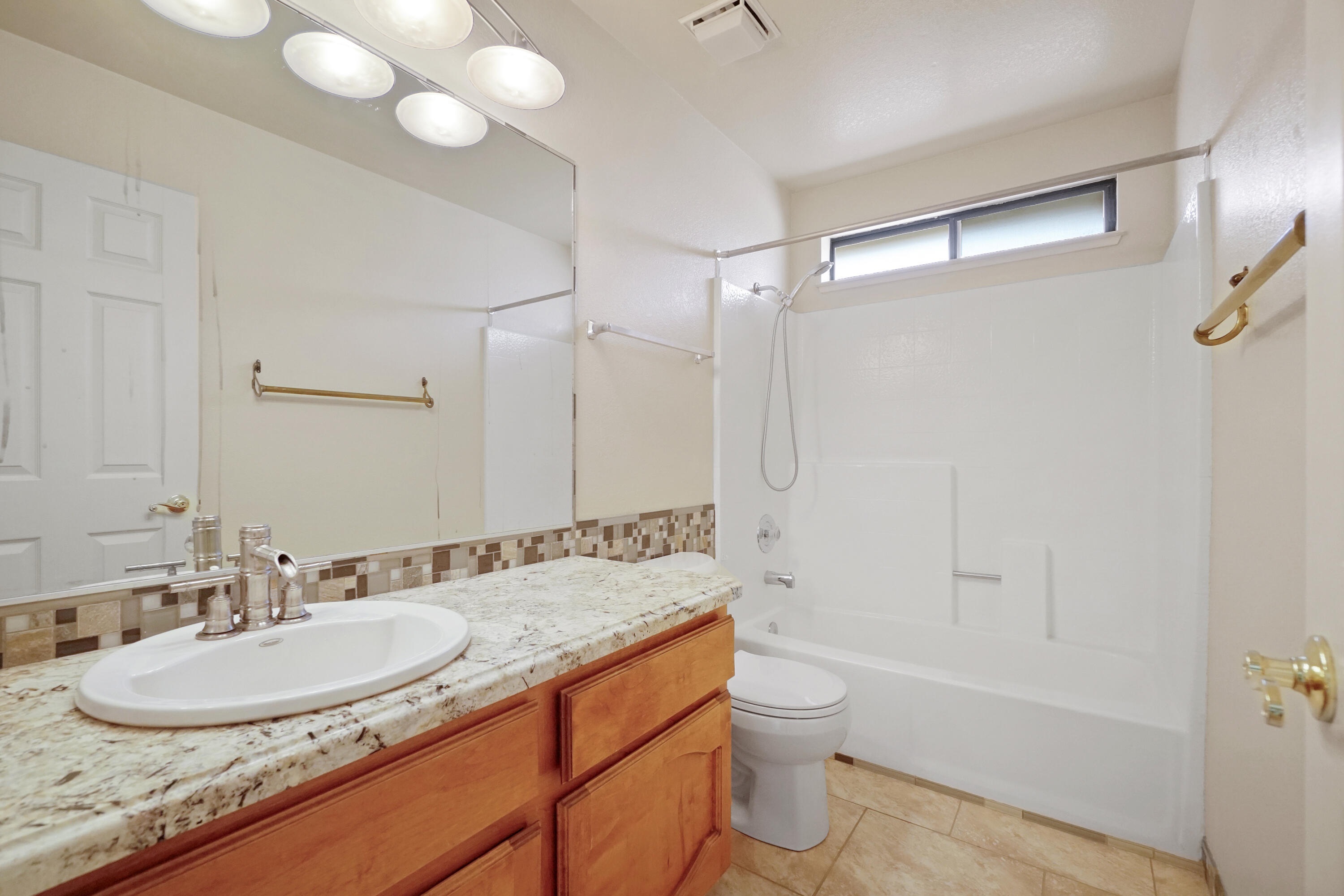 1043 Shenandoah Drive Property Photo 24