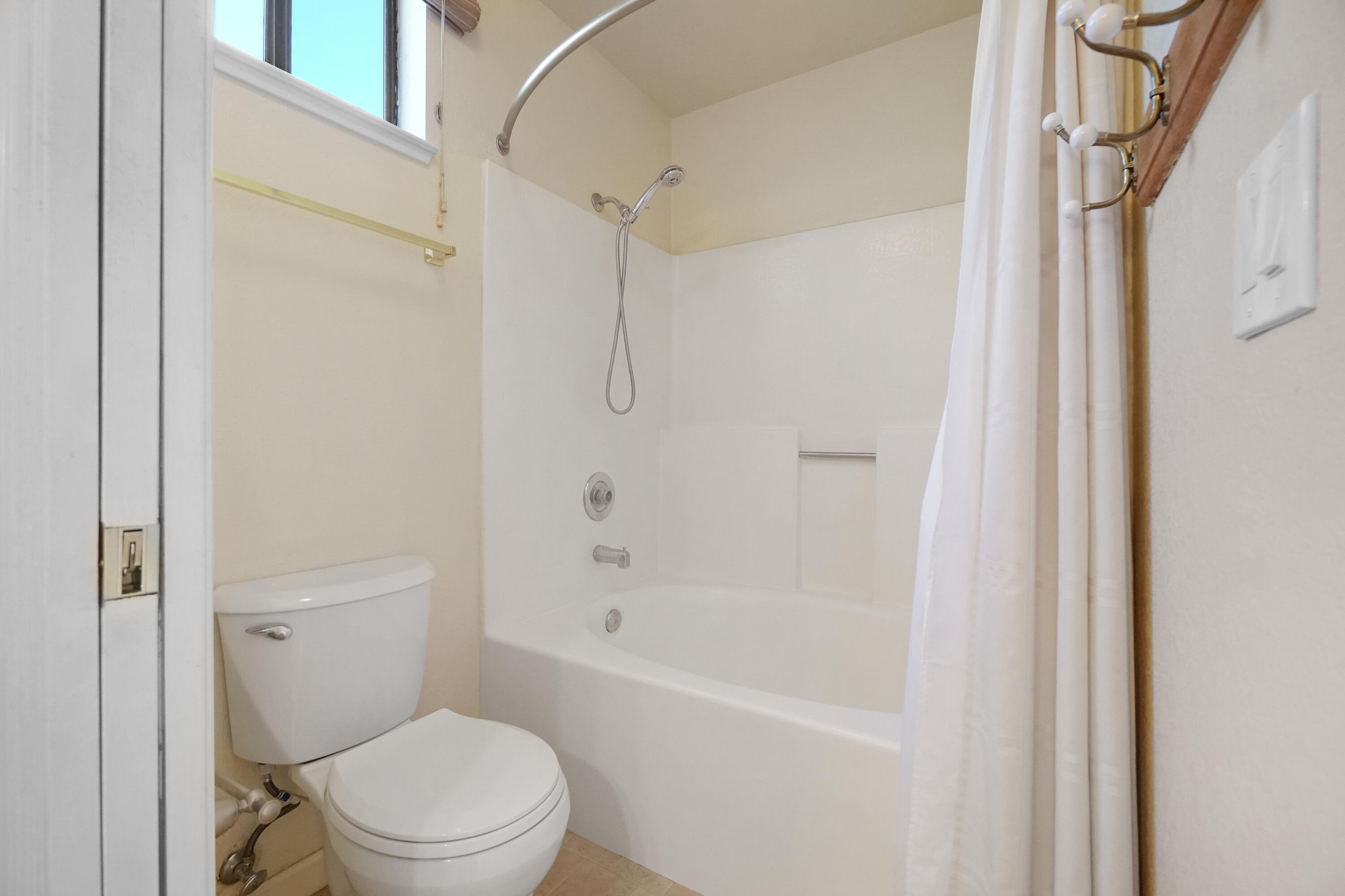 1043 Shenandoah Drive Property Photo 28