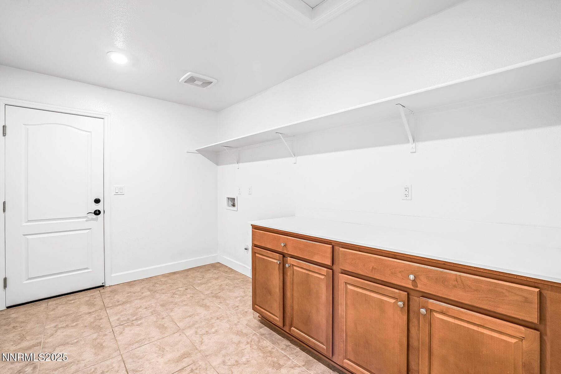 1390 Tule Peak Circle Property Photo 29