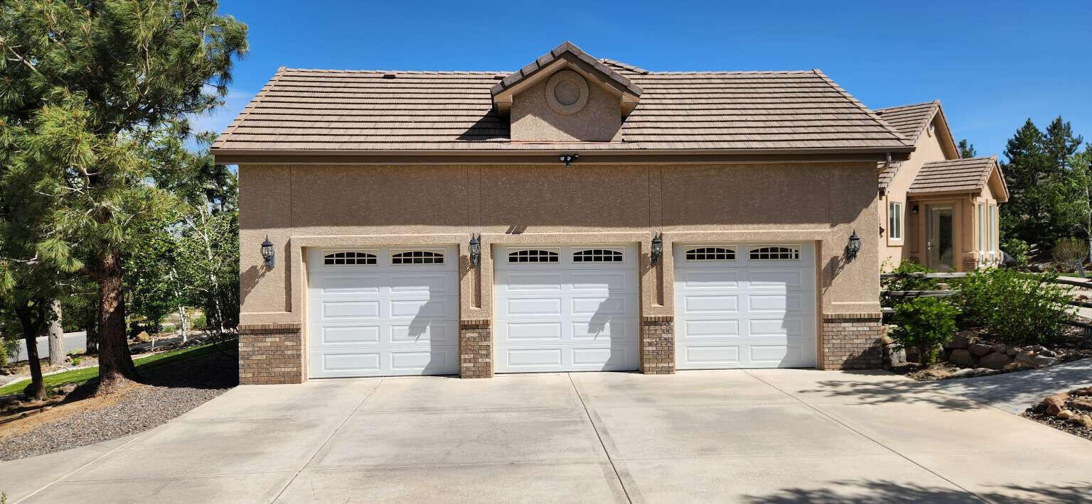14295 Black Eagle Court Property Photo 3