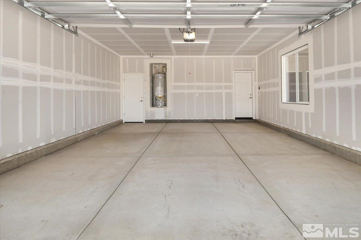 867 Agate Way Property Photo 36