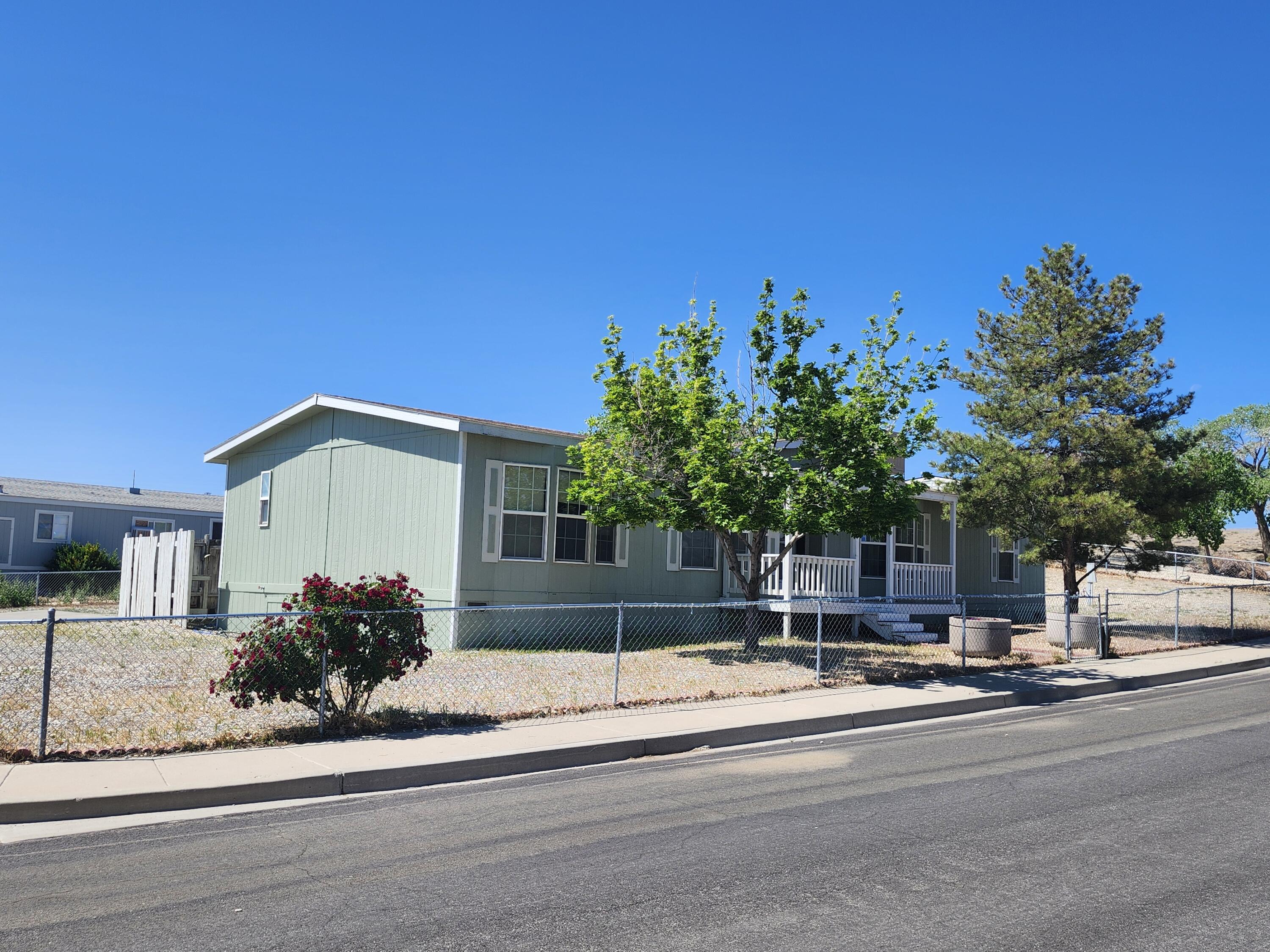 779 Silver Way Property Photo 3