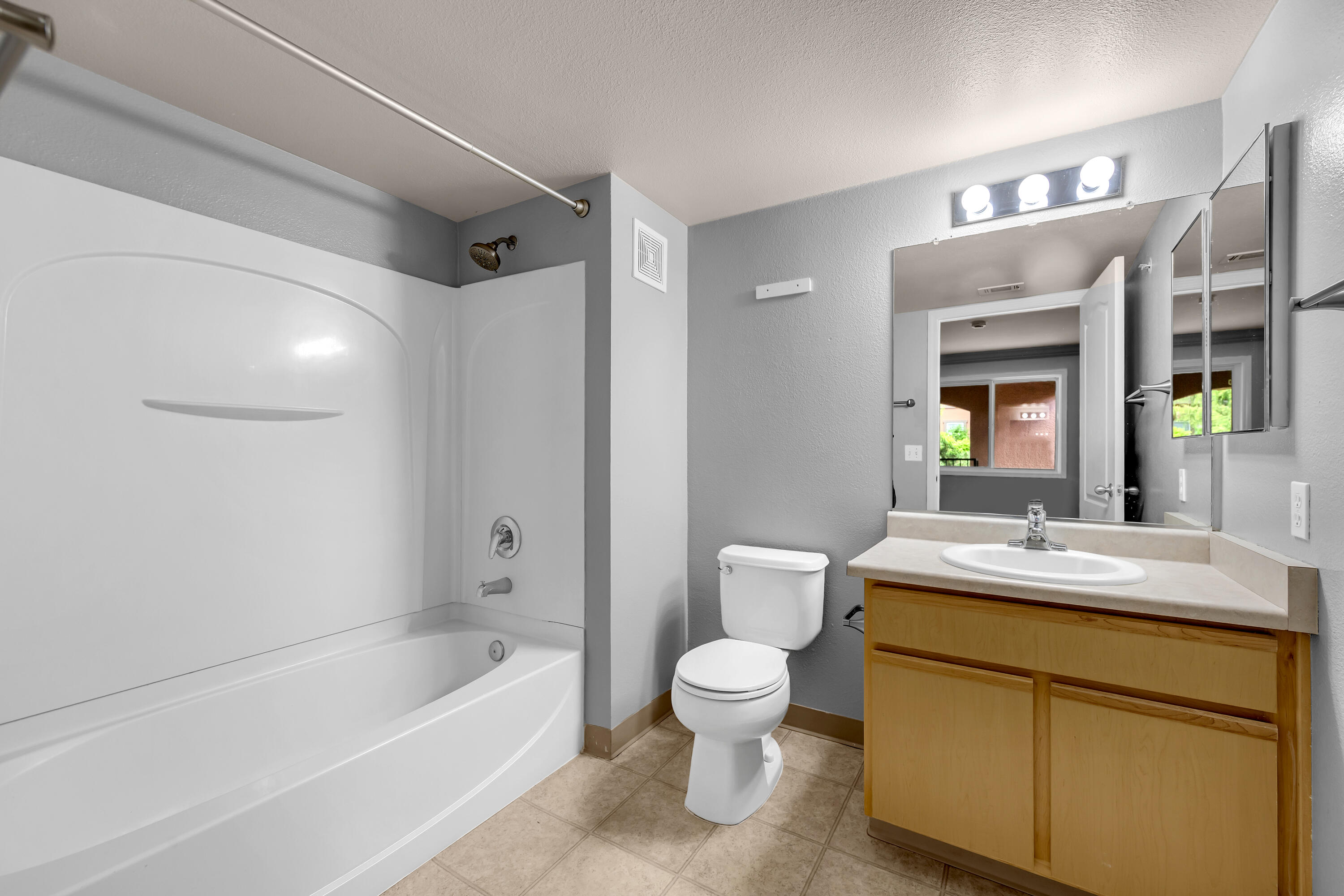 6850 Sharlands Avenue Property Photo 19
