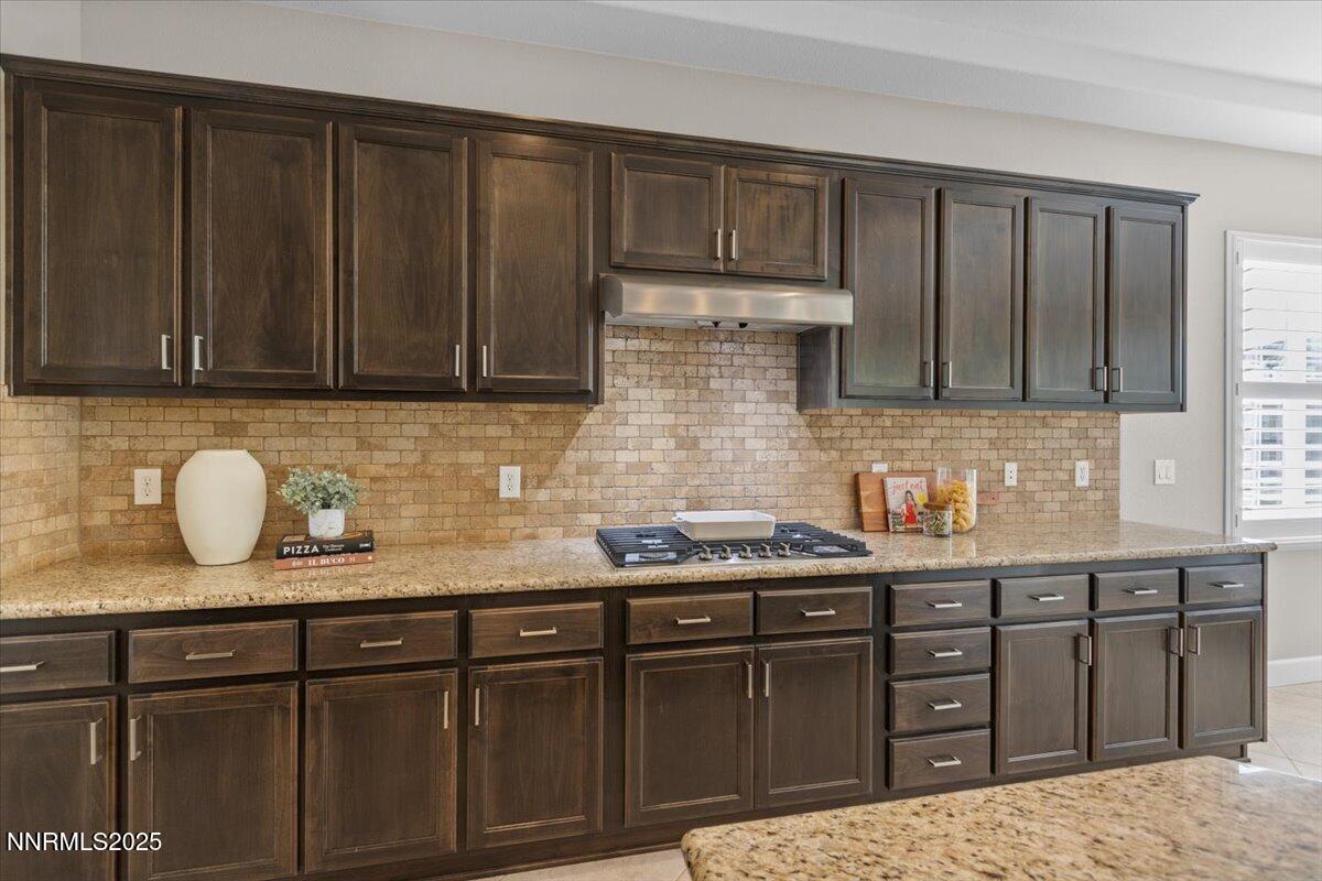 2675 Weymoor Court Property Photo 24