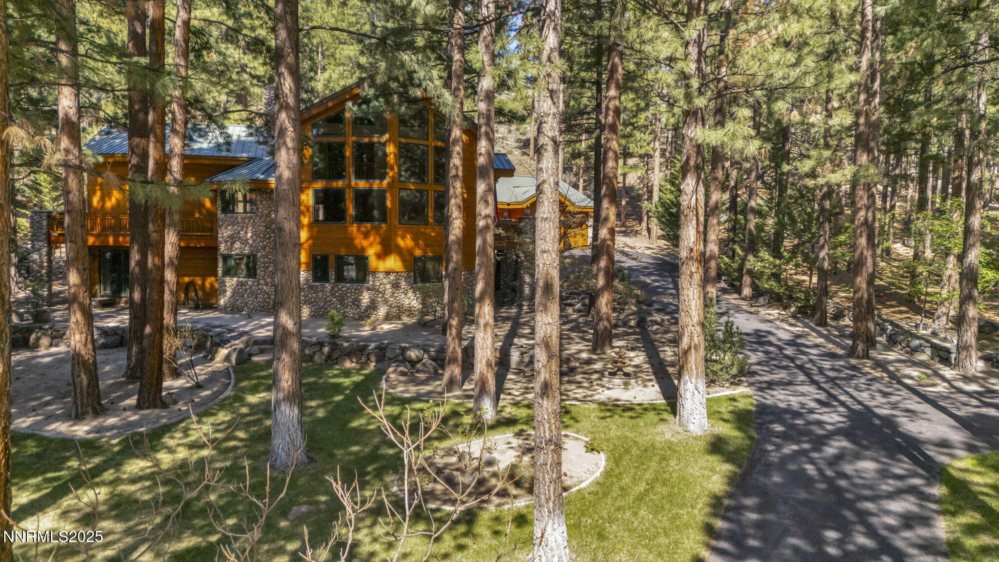 1445 Austrian Pine Road Property Photo 1