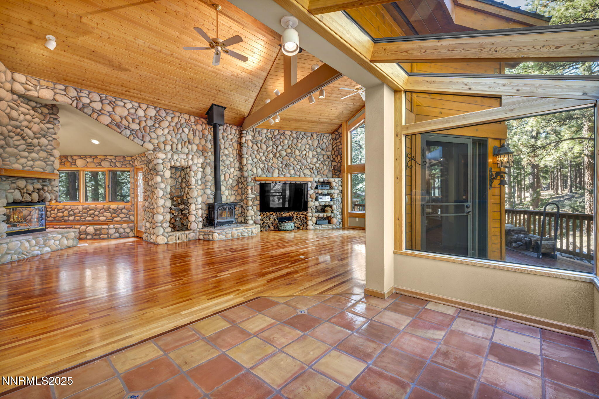 1445 Austrian Pine Road Property Photo 19