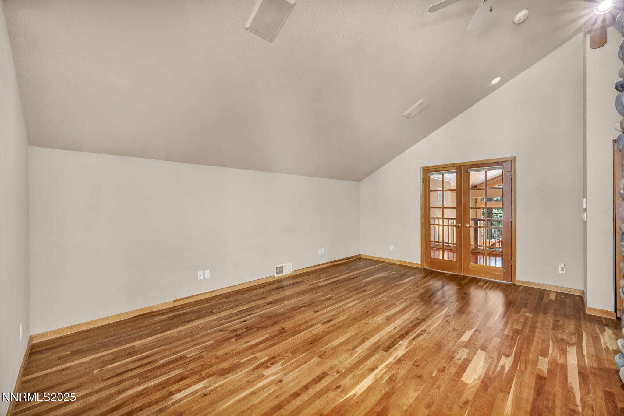 1445 Austrian Pine Road Property Photo 25