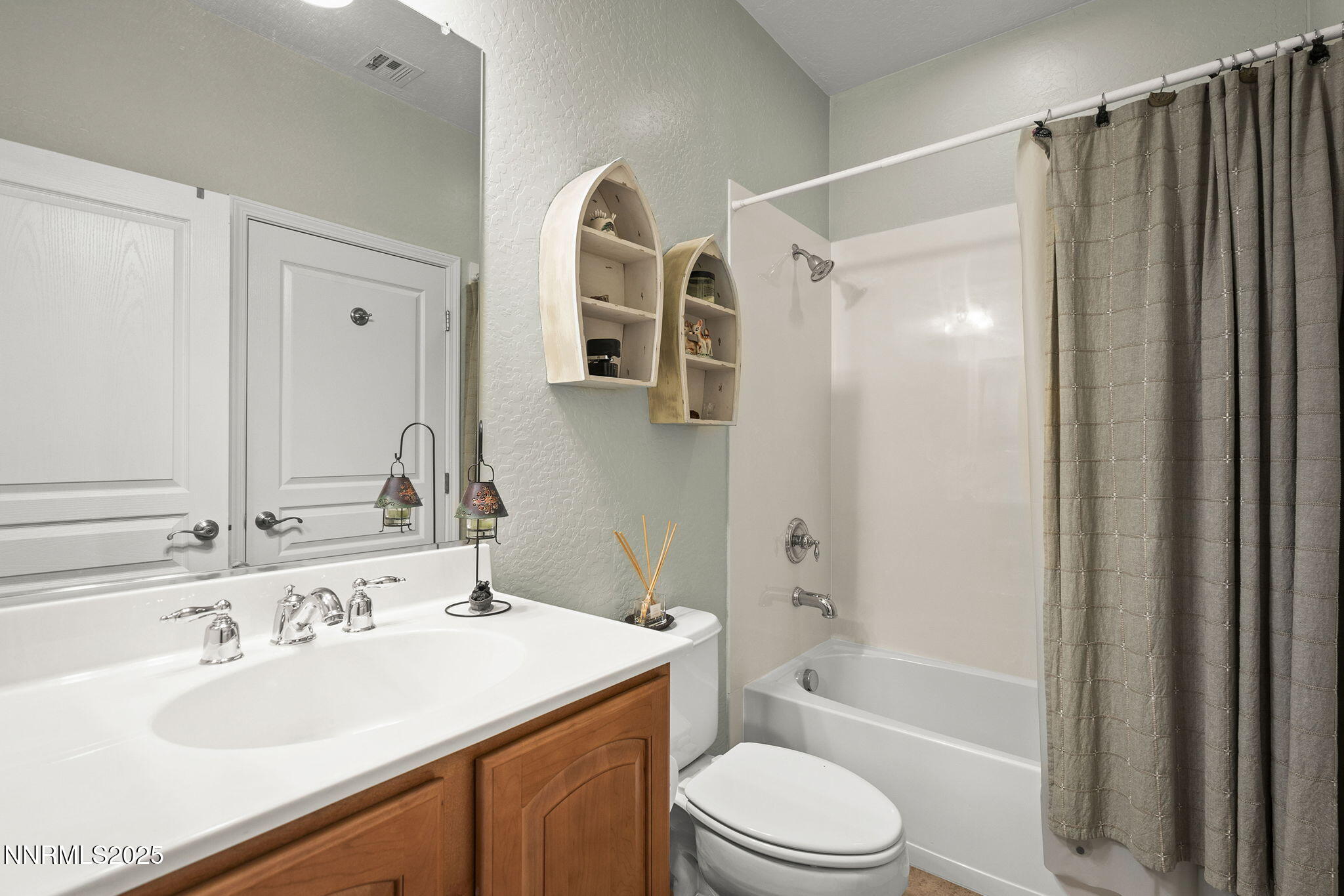 1258 Firefly Court Property Photo 21