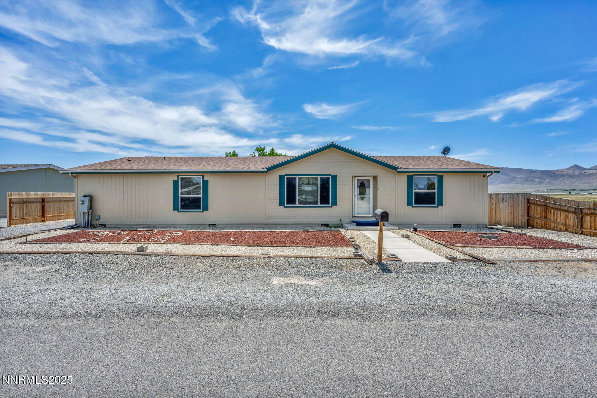 3 Smoke Tree Lane Property Photo 1