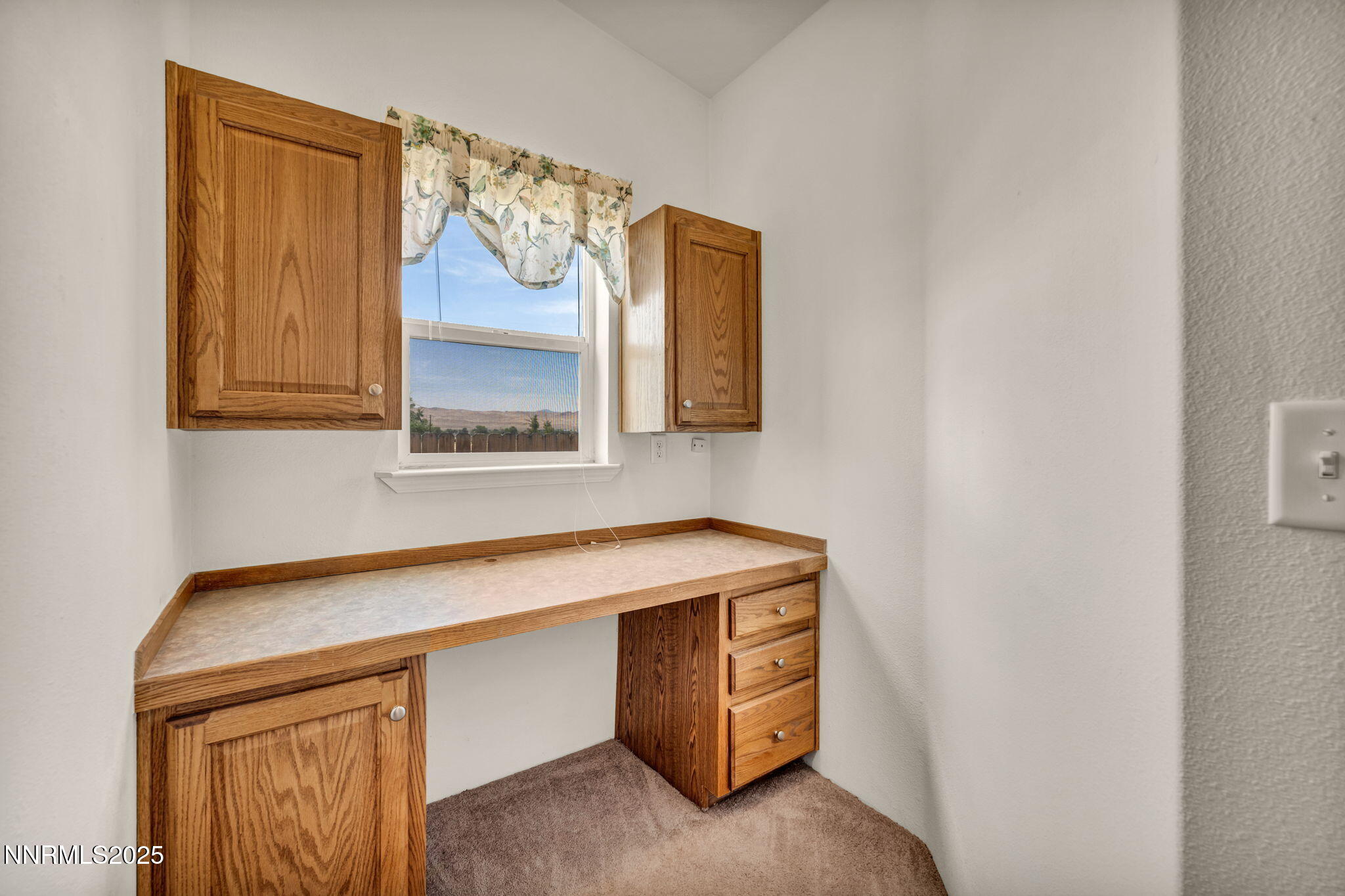 3 Smoke Tree Lane Property Photo 13