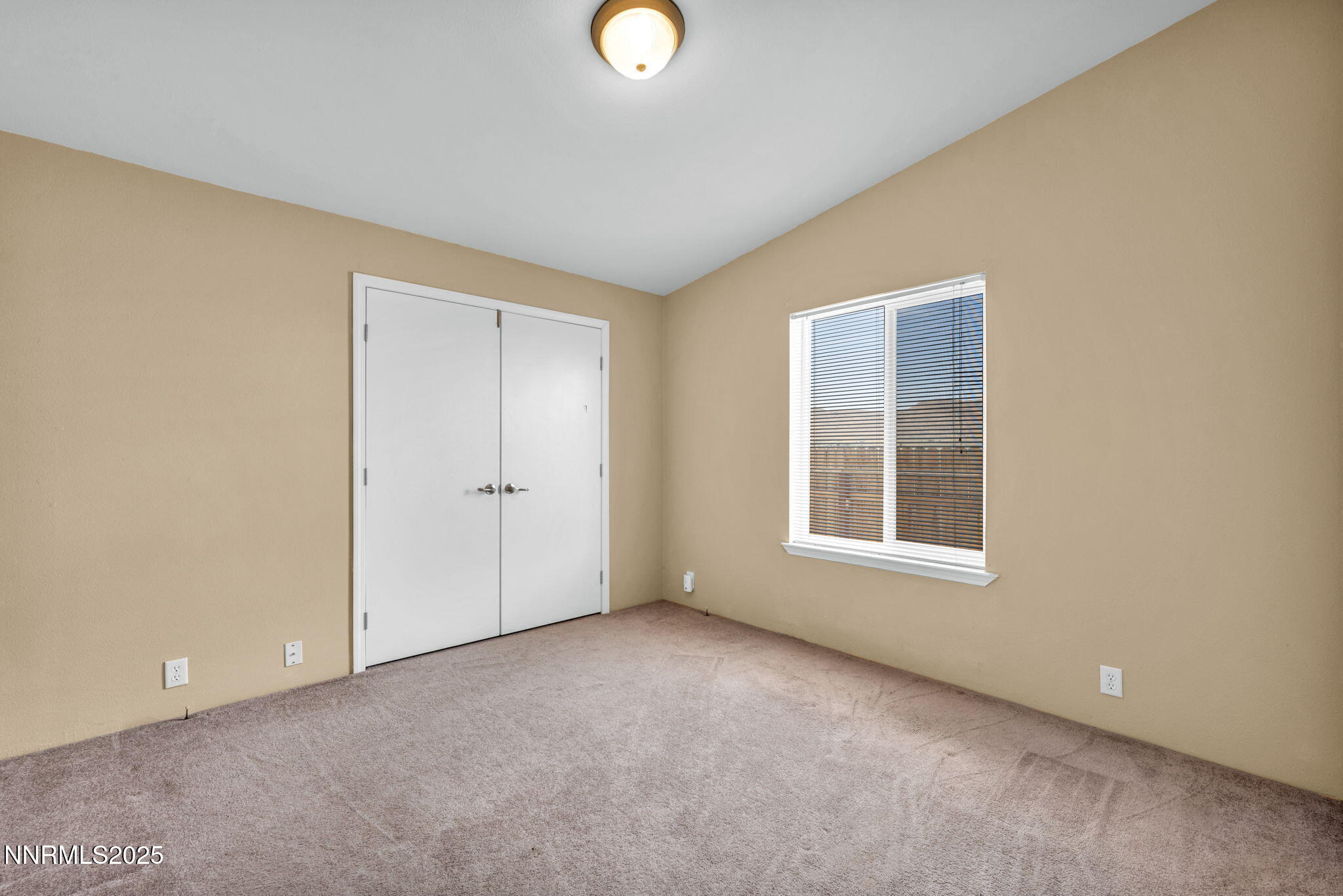 3 Smoke Tree Lane Property Photo 14