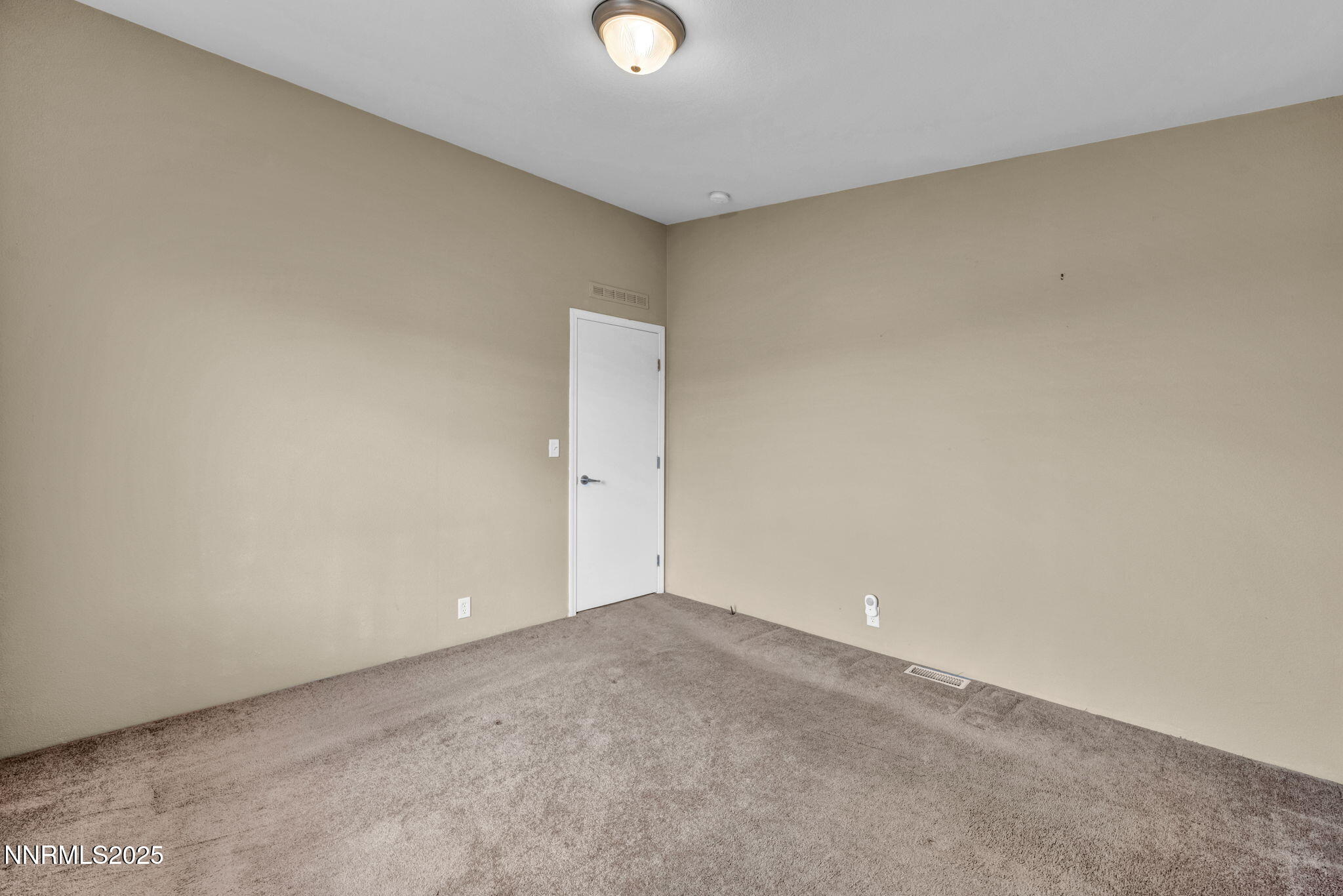 3 Smoke Tree Lane Property Photo 15