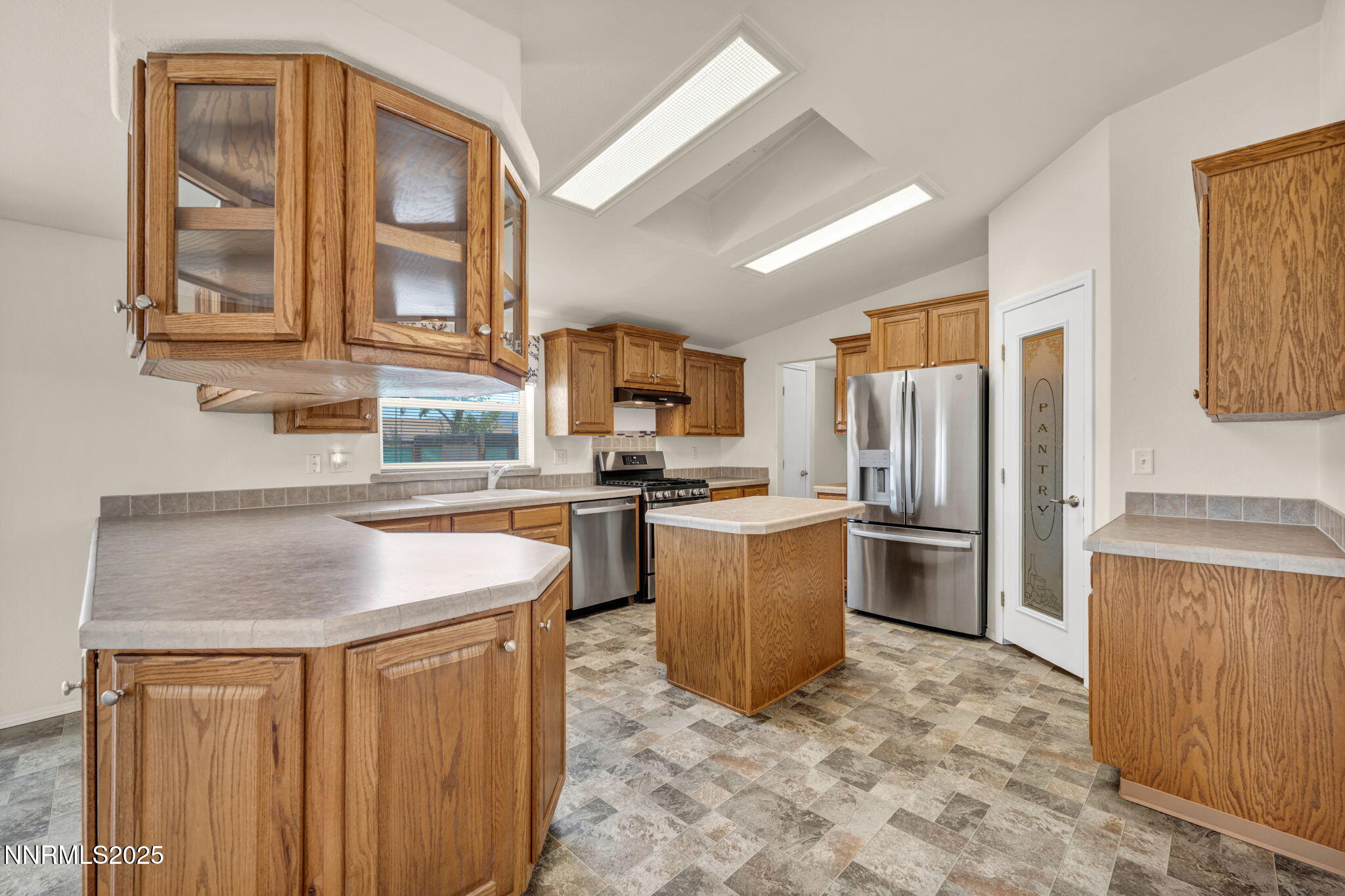 3 Smoke Tree Lane Property Photo 20