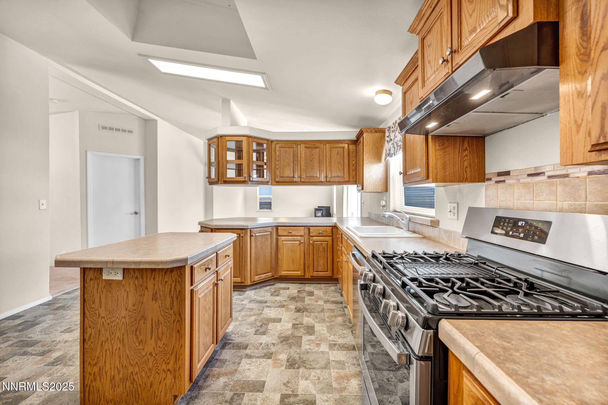 3 Smoke Tree Lane Property Photo 23