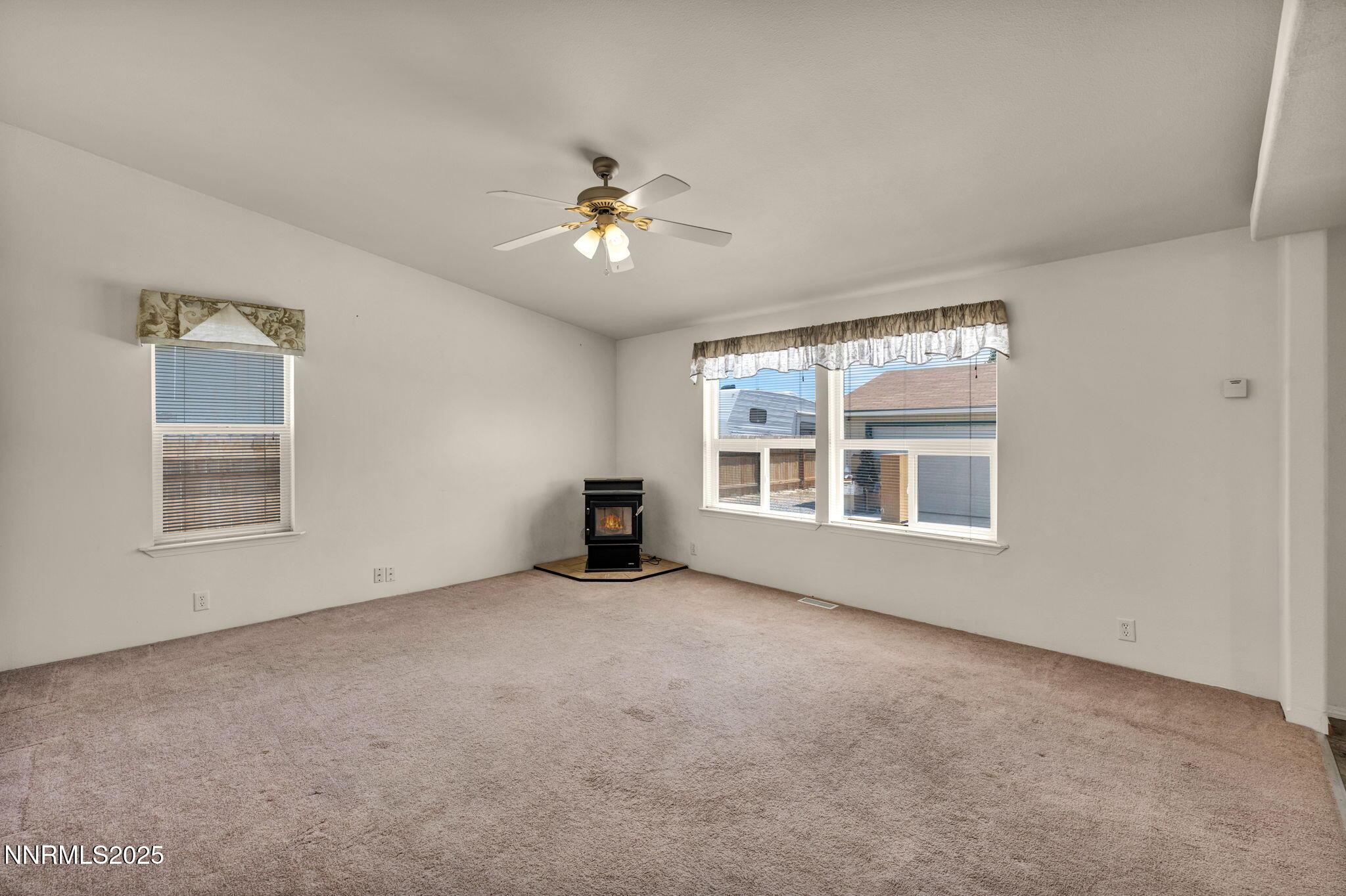 3 Smoke Tree Lane Property Photo 27