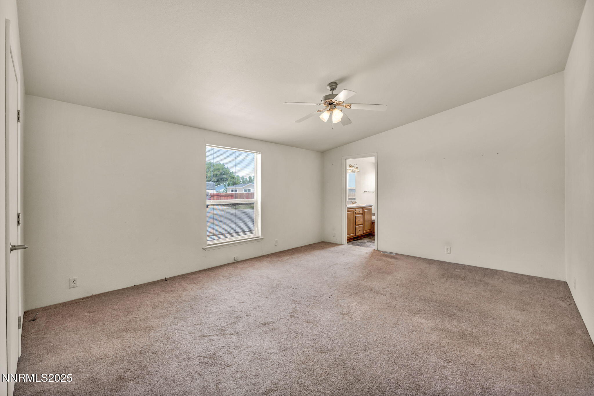 3 Smoke Tree Lane Property Photo 33