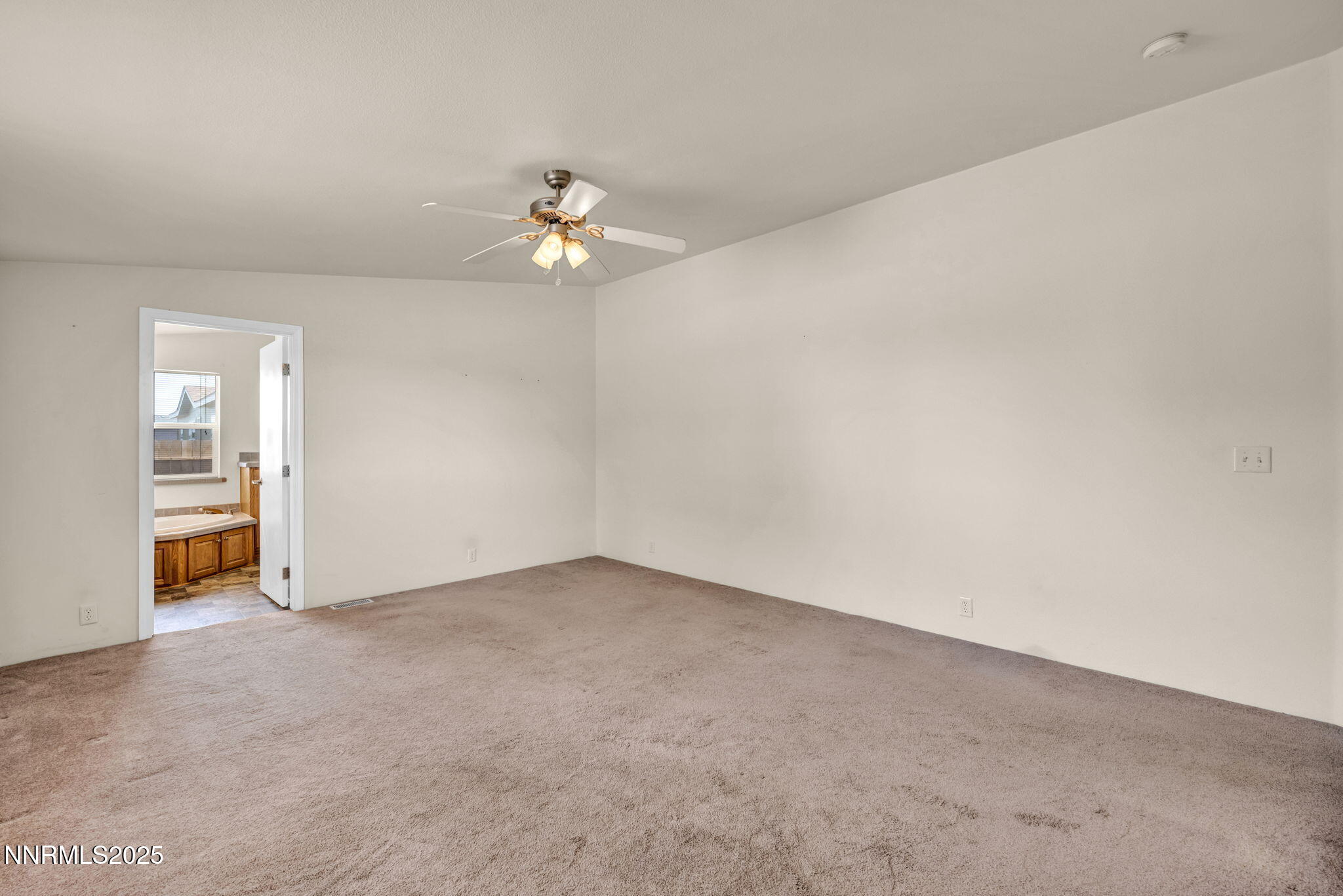 3 Smoke Tree Lane Property Photo 35