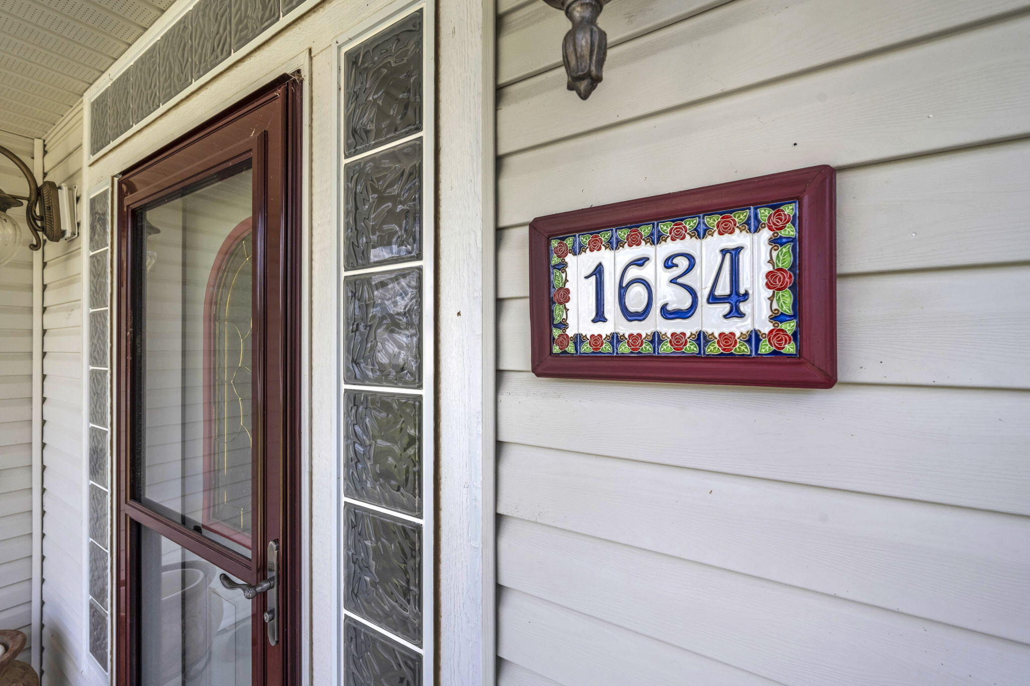 1634 Buzzys Ranch Road Property Photo 6