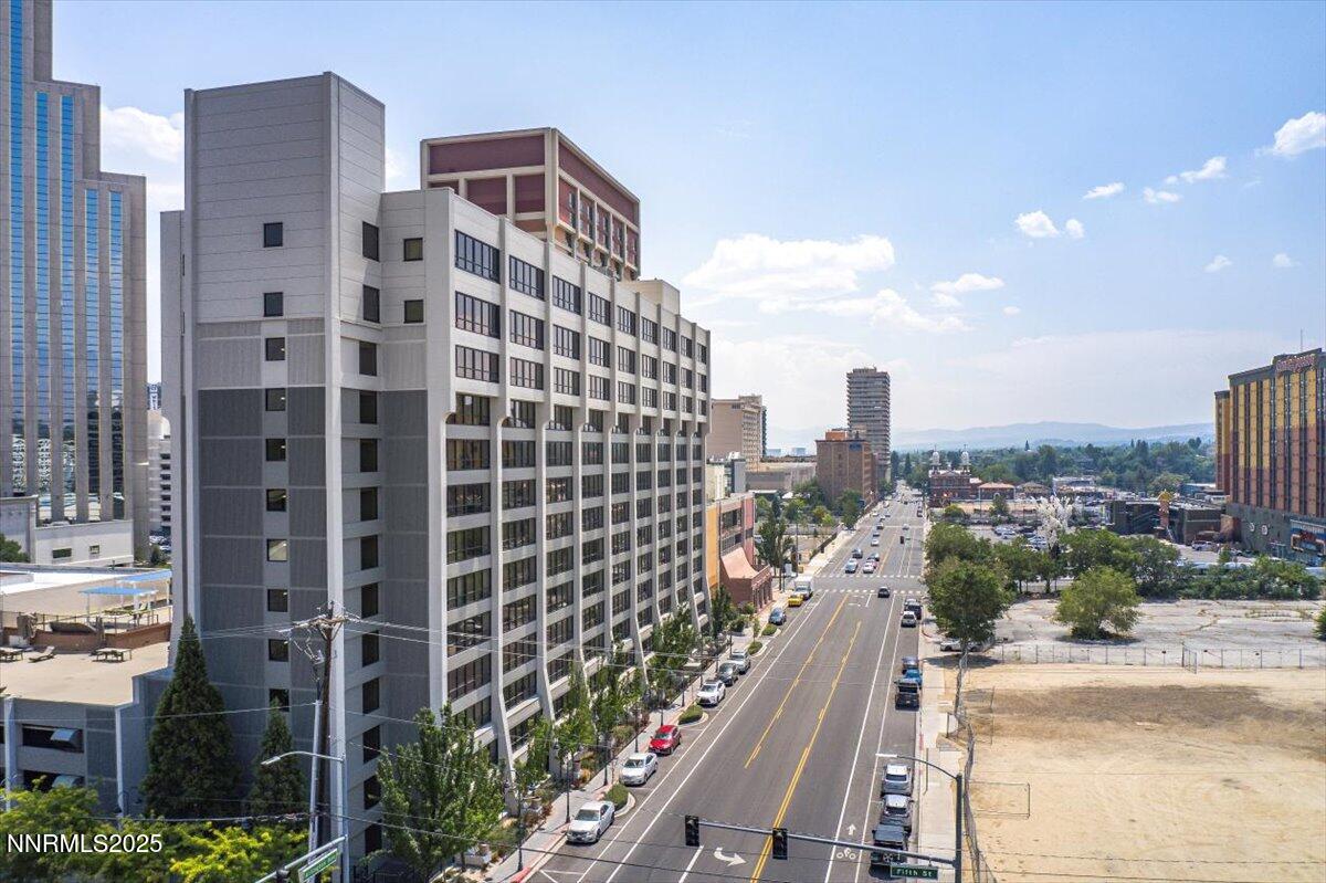 450 N Arlington Avenue Property Photo 1