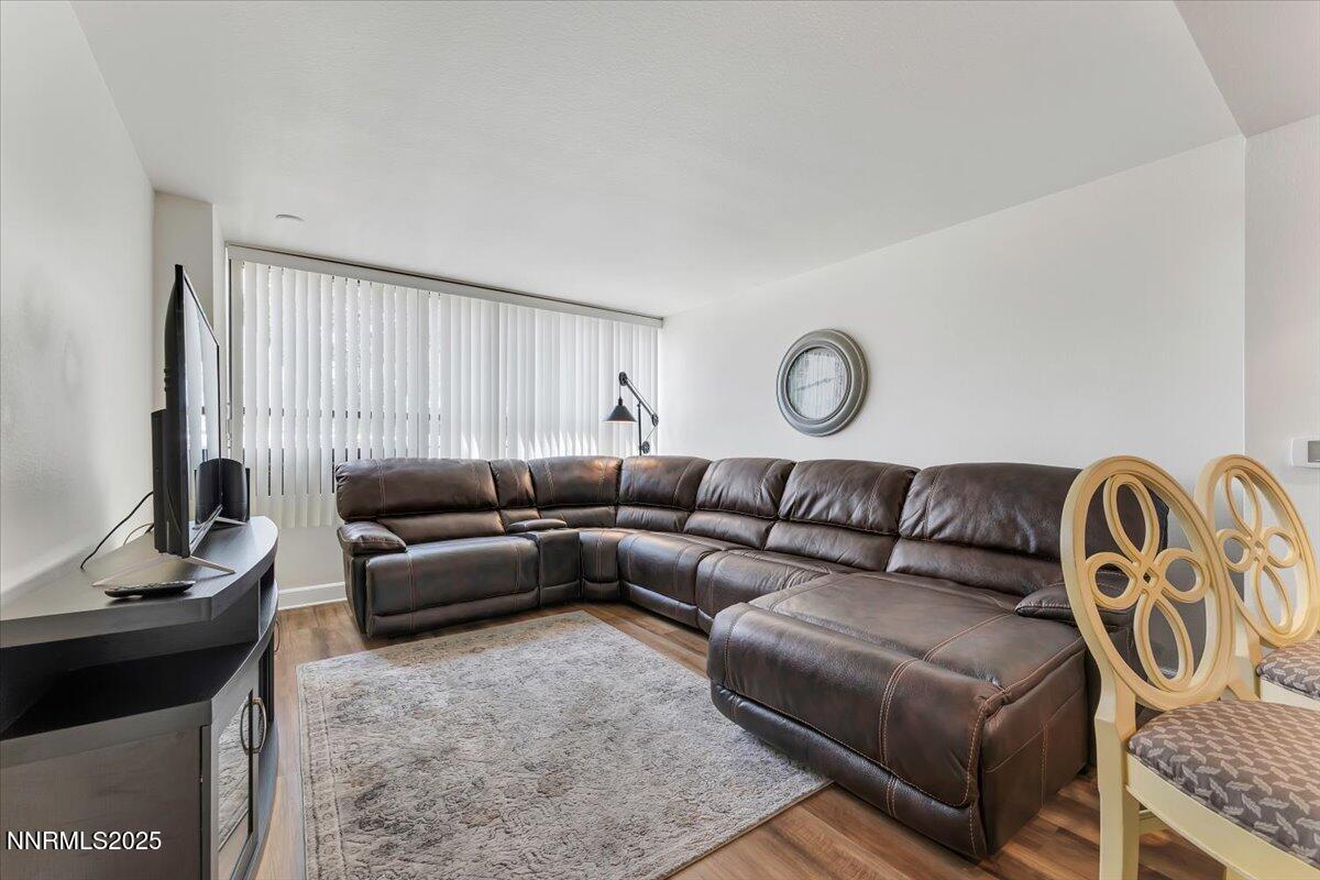 450 N Arlington Avenue Property Photo 7