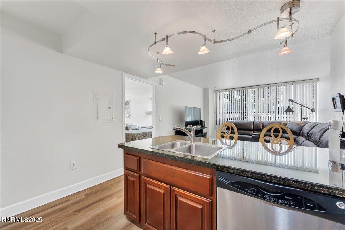 450 N Arlington Avenue Property Photo 13