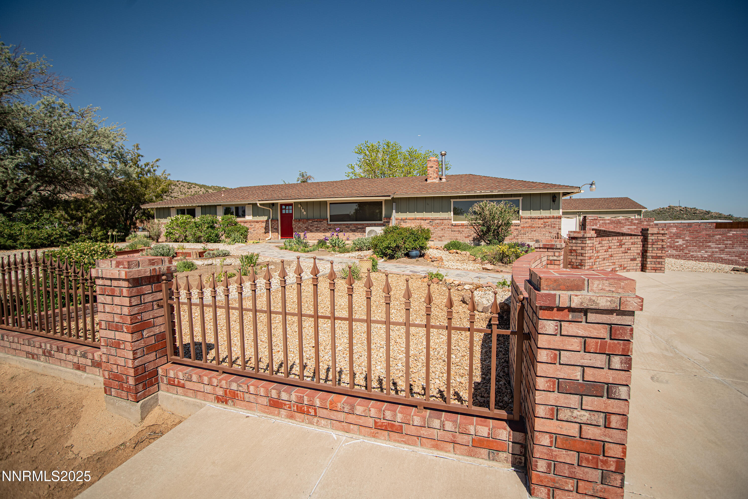9100 Wigwam Way Property Photo 3